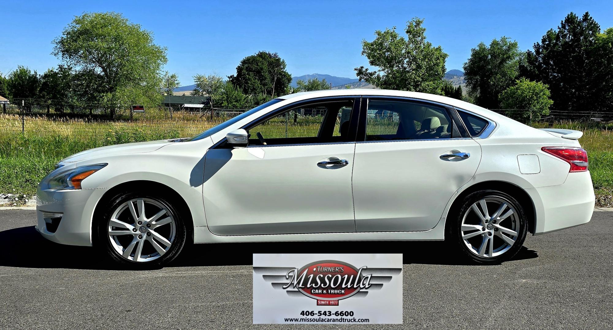 photo of 2013 Nissan Altima 3.5 SL