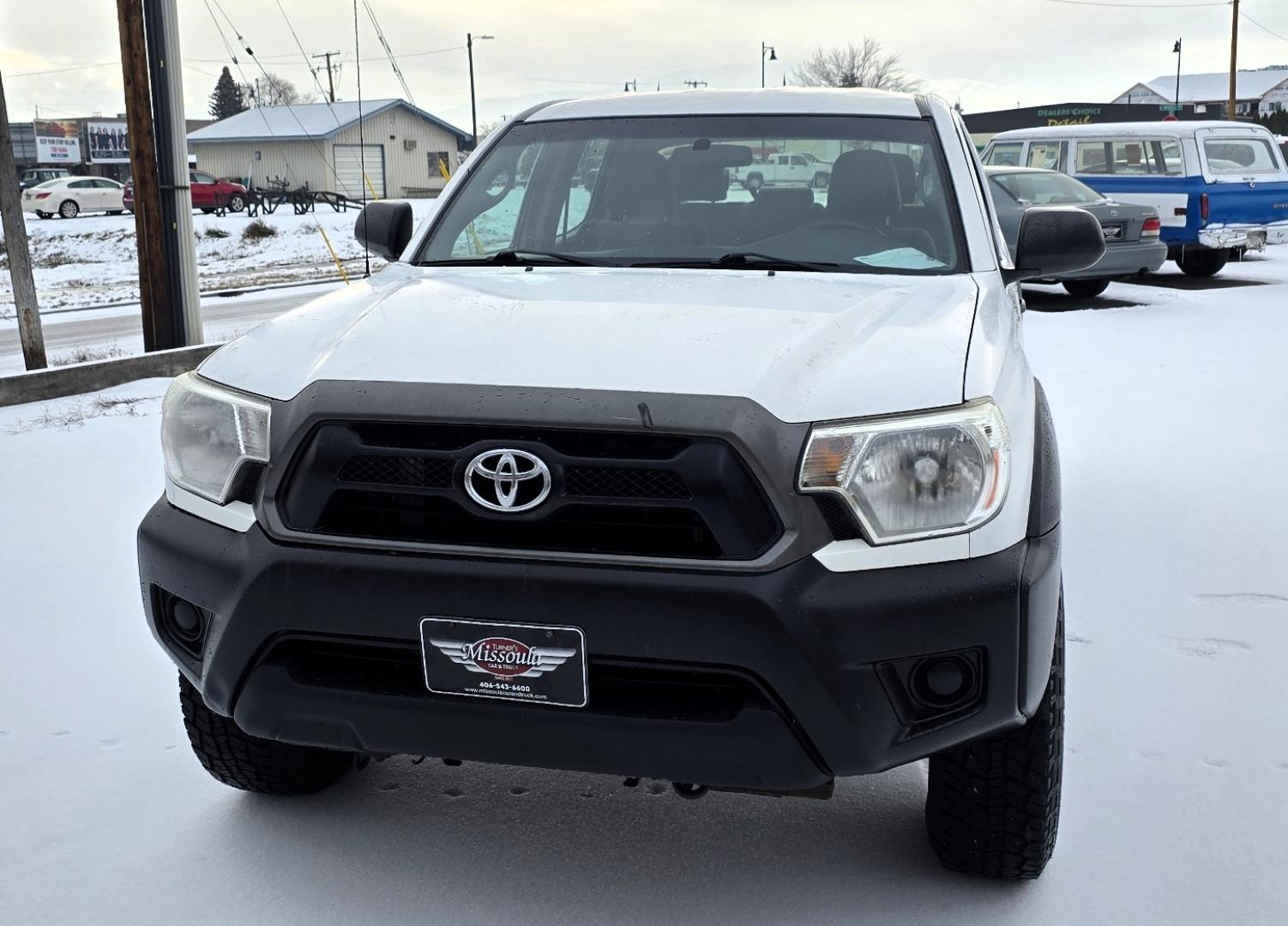 2012 White /Black Toyota Tacoma Double Cab V6 4WD (3TMLU4EN4CM) with an 4.0L V6 DOHC 24V engine, 6-Speed Automatic transmission, located at 450 N Russell, Missoula, MT, 59801, (406) 543-6600, 46.874496, -114.017433 - Very Reliable and Desirable 4WD Toyota Tacoma Crew Cab. 4.0L V6 Engine. 6 Speed Automatic Transmission. Air. Cruise. Tilt. Power Windows and Locks. AM FM CD Player. Body is straight. . Very minor rip in the drivers seat. Nice Tires and Wheels. We Finance through local Credit Unions. We do NOT of - Photo#4