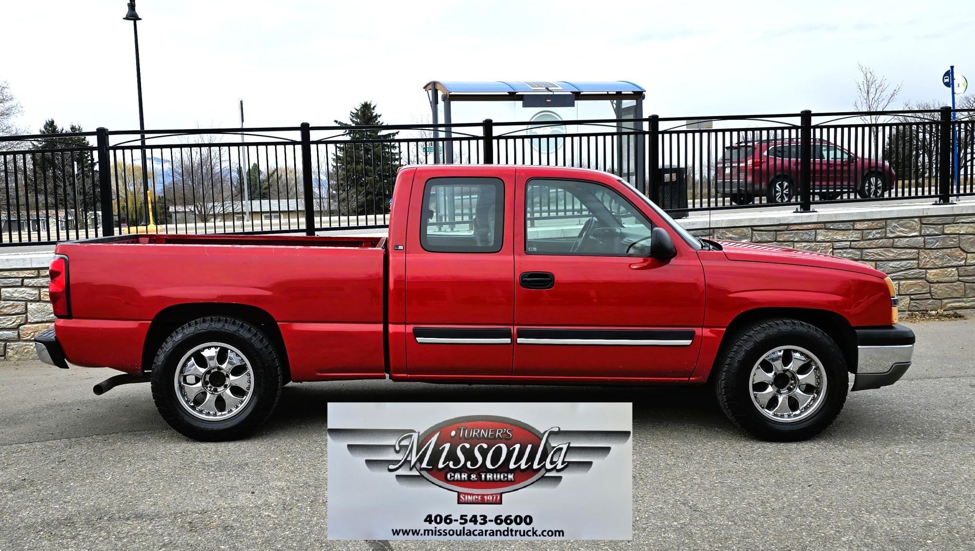 photo of 2004 Chevrolet Silverado 1500 Ext. Cab 2WD