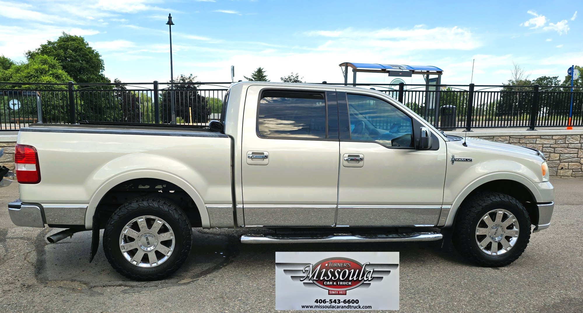 photo of 2006 Lincoln Mark LT 4WD