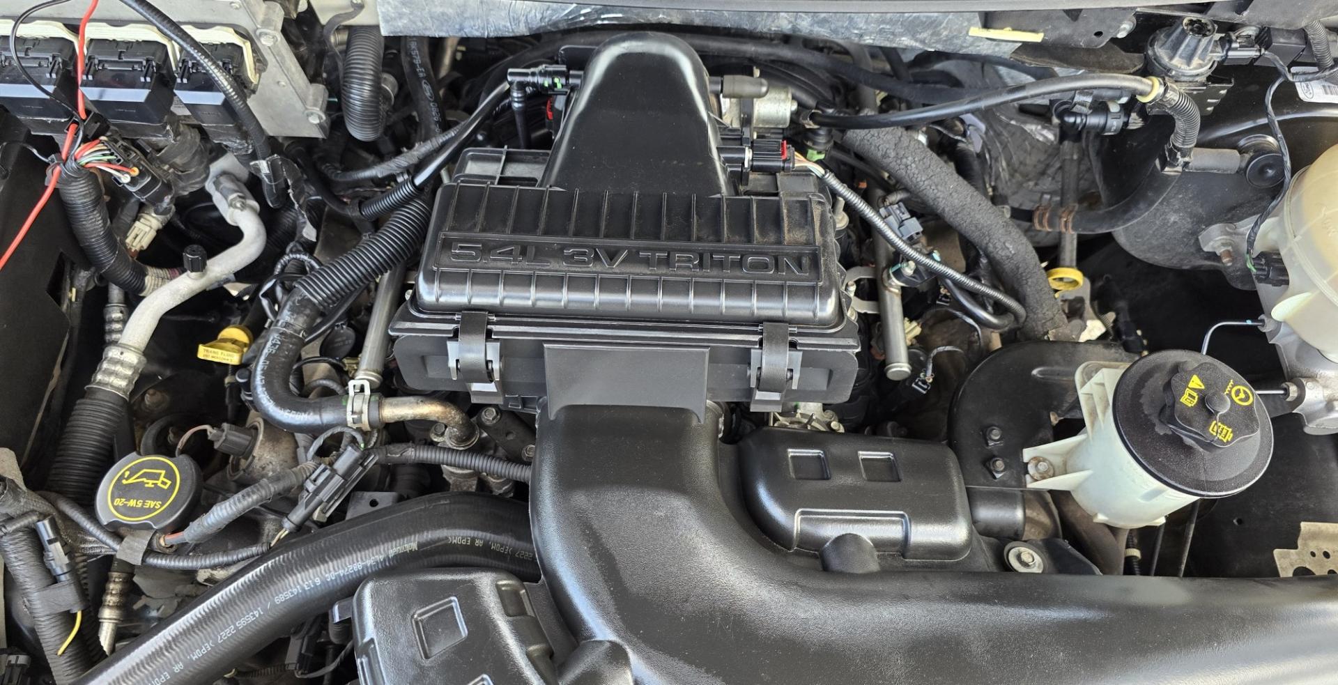 2006 Tan /Gray Lincoln Mark LT 4WD (5LTPW18596F) with an 5.4L V8 SOHC 24V engine, 4A OD transmission, located at 450 N Russell, Missoula, MT, 59801, (406) 543-6600, 46.874496, -114.017433 - Smooth Driving Lincoln 4WD Pickup. 5.4L V8 Engine. Power Seats. Heated Front Seats. Air. Cruise. Tilt. Power Windows and Locks. Excellent Goodrich Tires. Running Boards. Aftermarket Rear View Camera. Clean Title and Carfax. Does have an Airbag light on. Because of the age, our lenders do NOT off- Photo#23