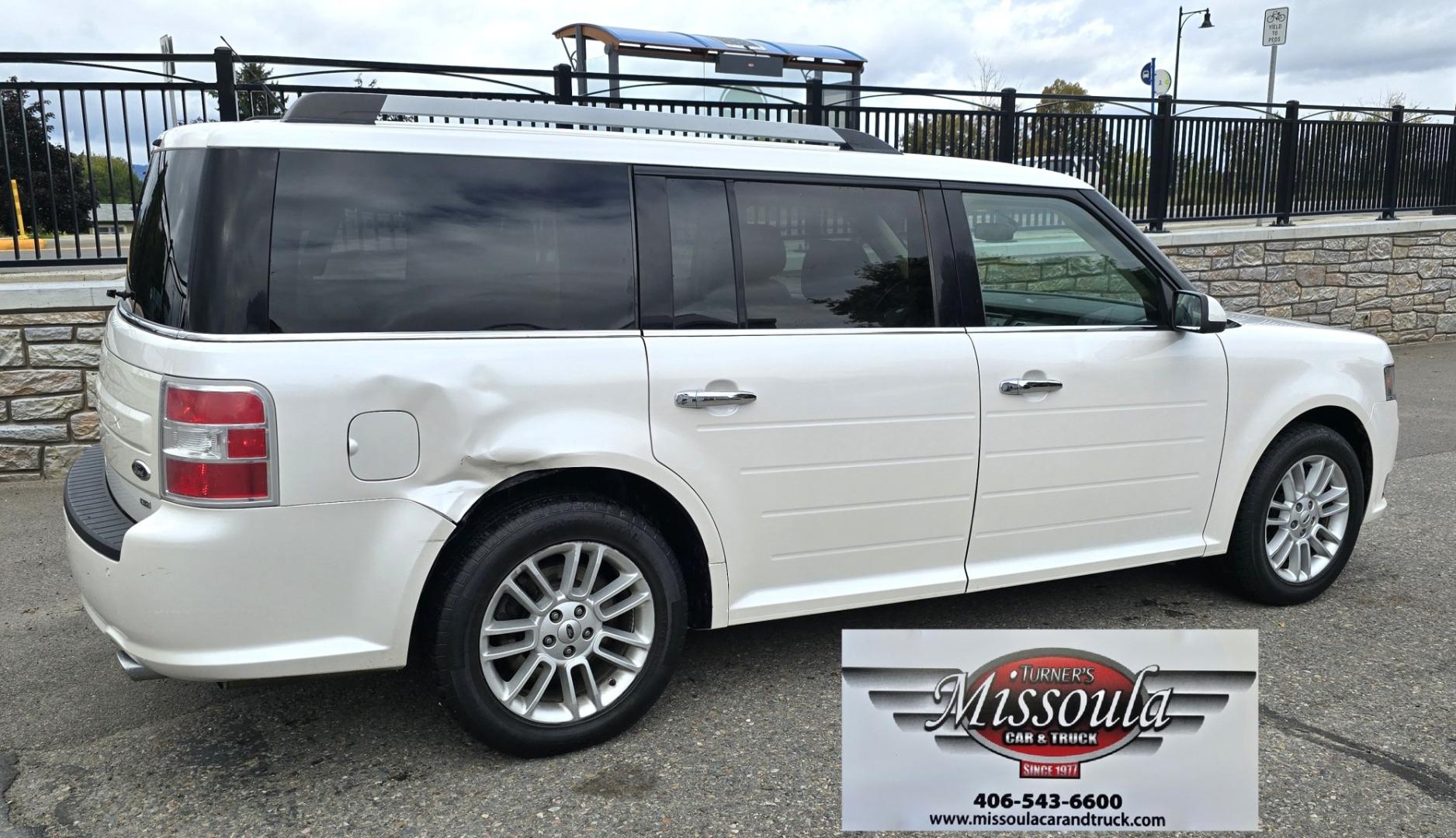 2015 White Ford Flex SEL AWD (2FMHK6C84FB) with an 3.5L V6 DOHC 24V engine, 6A transmission, located at 450 N Russell, Missoula, MT, 59801, (406) 543-6600, 46.874496, -114.017433 - Rare Find. Ford Flex AWD. 2.5L V6 Engine. The Good News is it Runs and Drives Amazing and only has 128K Miles. The bad news is there are a couple good sized dents. Air Conditioning Blows Cold. AM FM CD Player. 3rd Row Seating. Backup Camera. Power Front Seats. Touch Screen isn't working so the heate- Photo#3