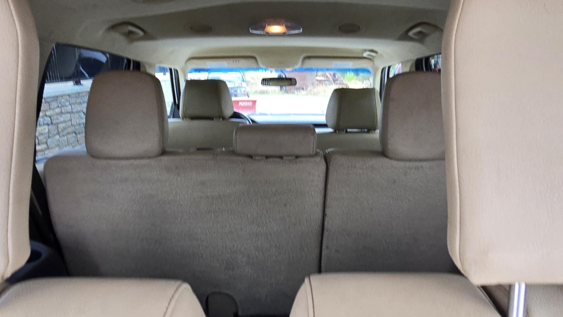 2015 White Ford Flex SEL AWD (2FMHK6C84FB) with an 3.5L V6 DOHC 24V engine, 6A transmission, located at 450 N Russell, Missoula, MT, 59801, (406) 543-6600, 46.874496, -114.017433 - Rare Find. Ford Flex AWD. 2.5L V6 Engine. The Good News is it Runs and Drives Amazing and only has 128K Miles. The bad news is there are a couple good sized dents. Air Conditioning Blows Cold. AM FM CD Player. 3rd Row Seating. Backup Camera. Power Front Seats. Touch Screen isn't working so the heate- Photo#10