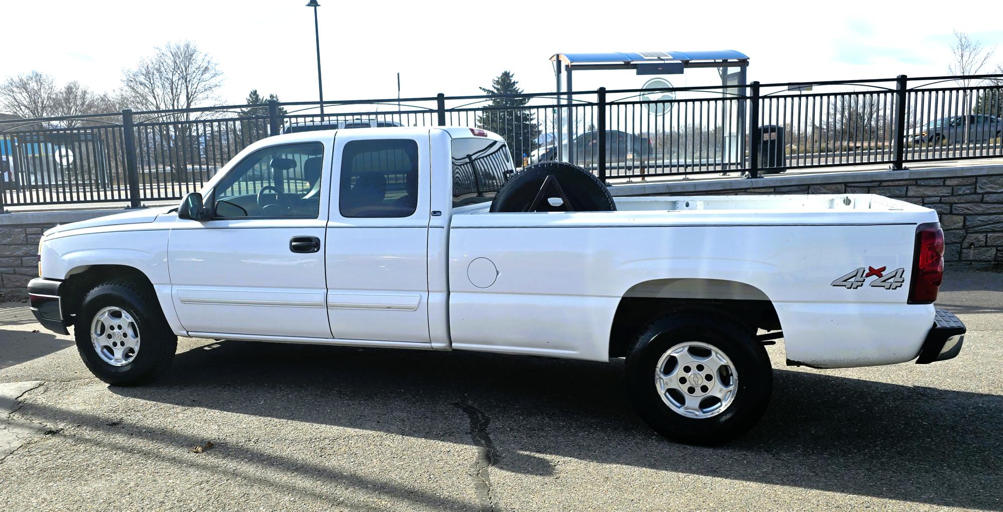 photo of 2003 Chevrolet 1500 4WD Long Bed