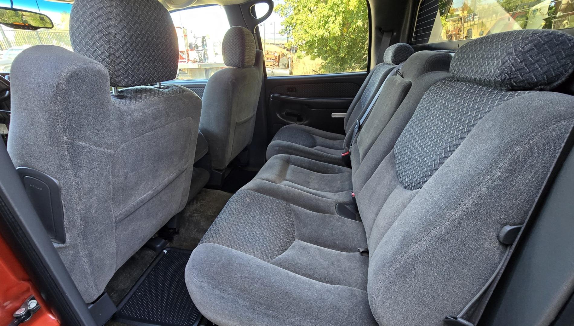 2003 Copper /Gray Chevrolet Avalanche (3GNEK13TX3G) with an 5.3L V8 MPI OHV engine, Automatic transmission, located at 450 N Russell, Missoula, MT, 59801, (406) 543-6600, 46.874496, -114.017433 - Very Desirable One Owner Chevy Avalanche with Auto Select 4WD along with 2WD, Four Low, Four High. Reliable 5.3L V8 Engine. Power Drives Seat. Plush Cloth Interior. Air Conditioning. Cruise Control. Tilt. AM FM CD Player. Running Boards.- Photo#12