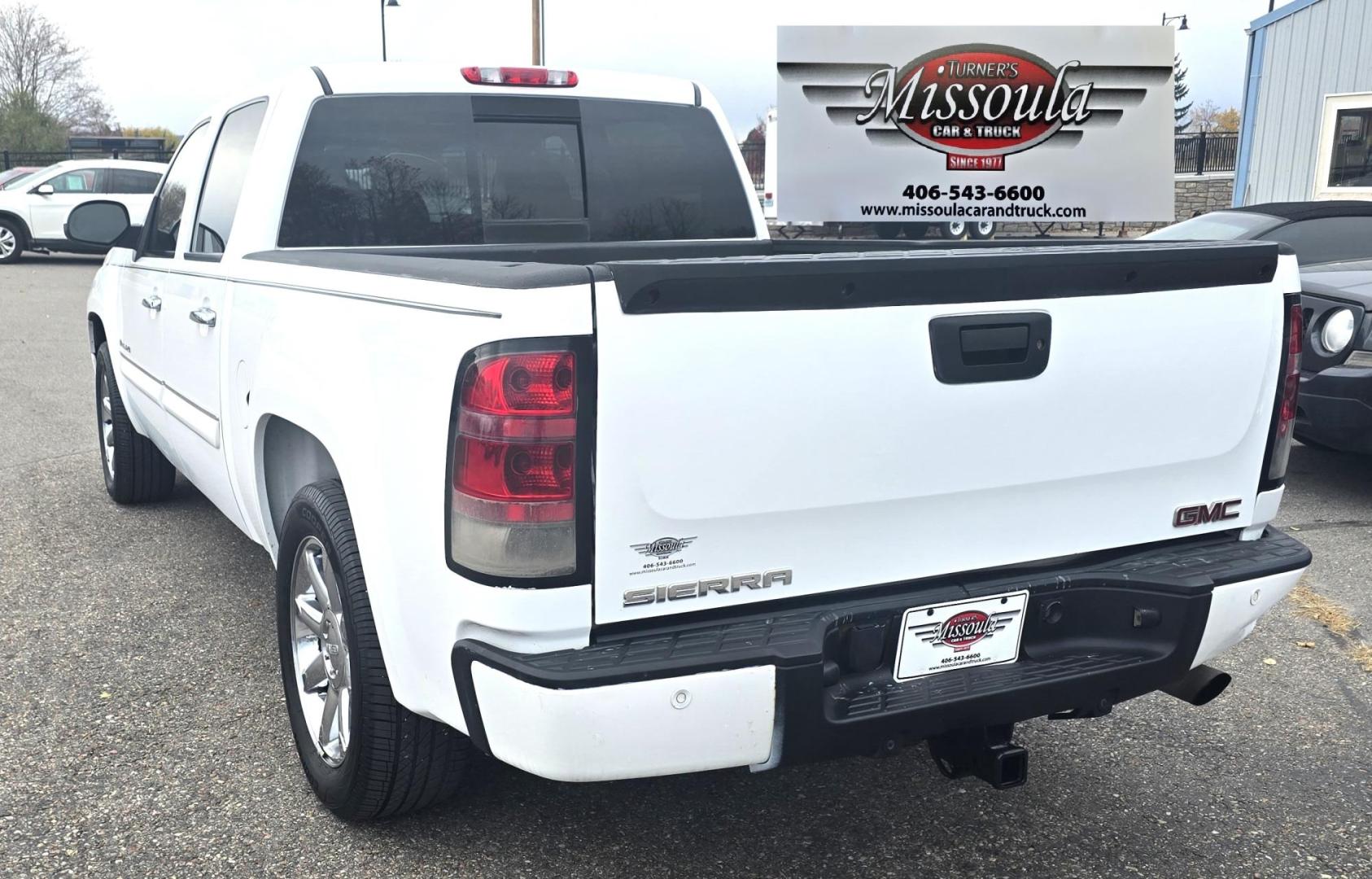 2008 White /Black Leather GMC Sierra 1500 Denali (2GTEK638381) with an 6.2L V8 SFI engine, Automatic transmission, located at 450 N Russell, Missoula, MT, 59801, (406) 543-6600, 46.874496, -114.017433 - GMC's top of the line Denali package. AWD. Powerful 6.2L v8 Engine. Automatic Transmission. Black leather interior. Heated Power Seats. Navigation. Power Sunroof. Air. Cruise. Tilt. Bedliner. AM FM CD Bluetooth. Nice Cooper Radials. Because of the miles, Financing is NOT Available on this Truck. - Photo#7