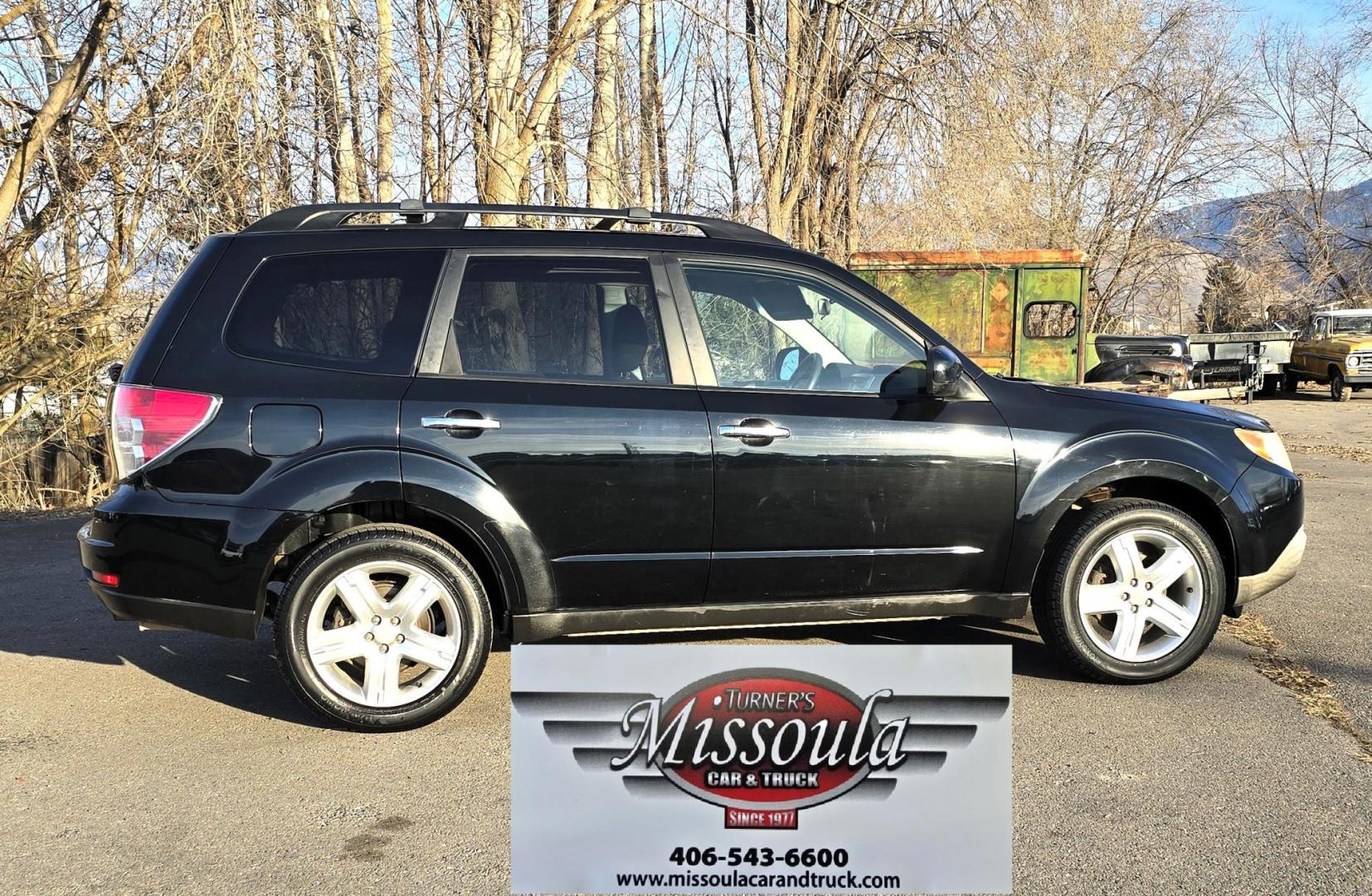 2009 Black /Grey Cloth Subaru Forester Premium (JF2SH63699H) with an 2.5L H4 SOHC 16V engine, 4-Speed Automatic transmission, located at 450 N Russell, Missoula, MT, 59801, (406) 543-6600, 46.874496, -114.017433 - Jet Black AWD Subaru. 2.5L Engine. Has all the necessary Subaru Maintenance. New Timing Belt. New Water Pump. New Head Gasket. New Radiator. Runs amazing. Automatic Transmission. Power Sunroof. Power Drivers Seat. Heated Front Seat.Air. Cruise. Tilt. Power Windows and Locks. Yokohama Tires. We Fin - Photo#4