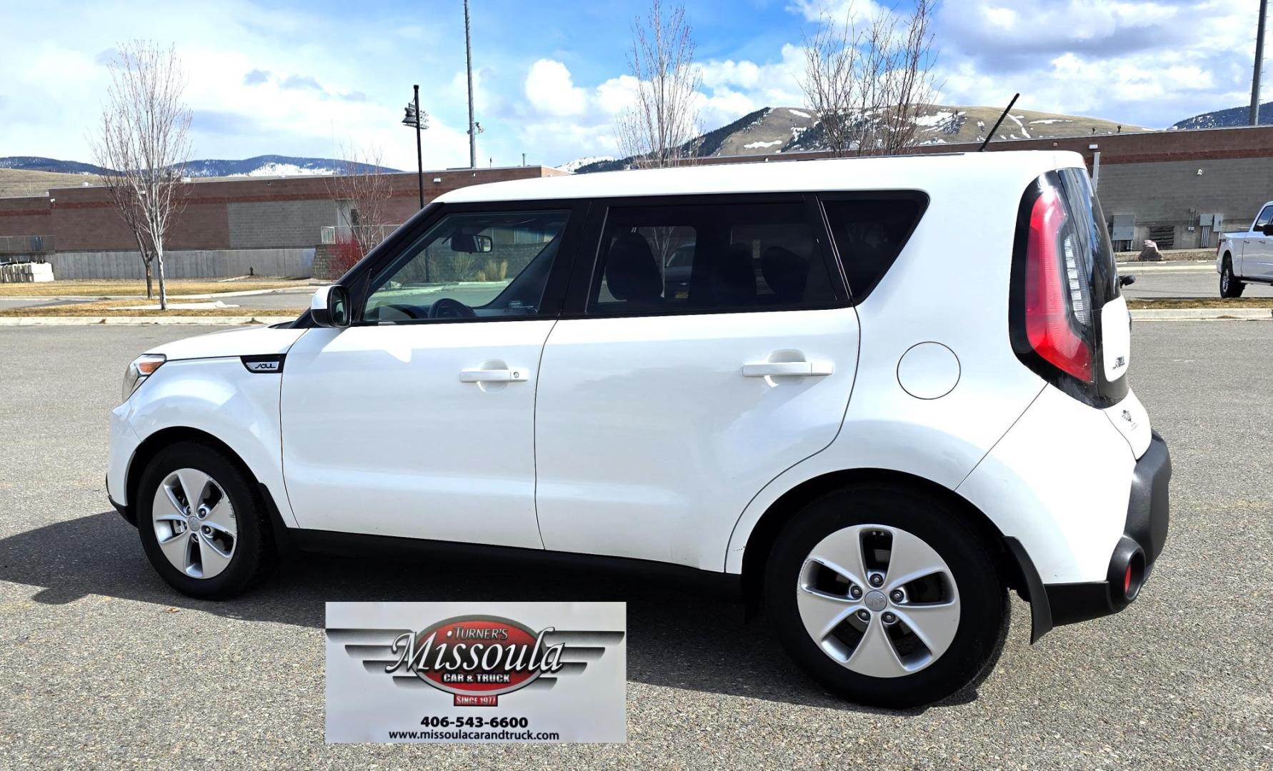2016 White /Blk/Beige Kia Soul (KNDJN2A24G7) with an 1.6L L4 DOHC 16V engine, Automatic transmission, located at 450 N Russell, Missoula, MT, 59801, (406) 543-6600, 46.874496, -114.017433 - Cute little FWD with only 79,000 Miles. Very Economical 1.6L Engine. 6 Speed Automatic Transmission.Runs Amazing. Air. Cruise. Tilt. Power Windows and Locks. Remote Start. Comes with extra set of Studded Snow Tires. - Photo#1