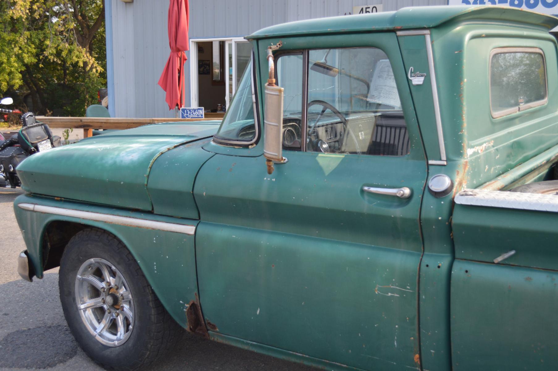 1963 Green GMC 2500 Custom (1502PG6468B) with an 305 V6 engine, Automatic transmission, located at 450 N Russell, Missoula, MT, 59801, (406) 543-6600, 46.874496, -114.017433 - Really Cool Old Pickup. V6 Engine. Automatic Transmission. Runs! Great Project Truck or drive it the way it is for a bit of nostalgia. - Photo #1