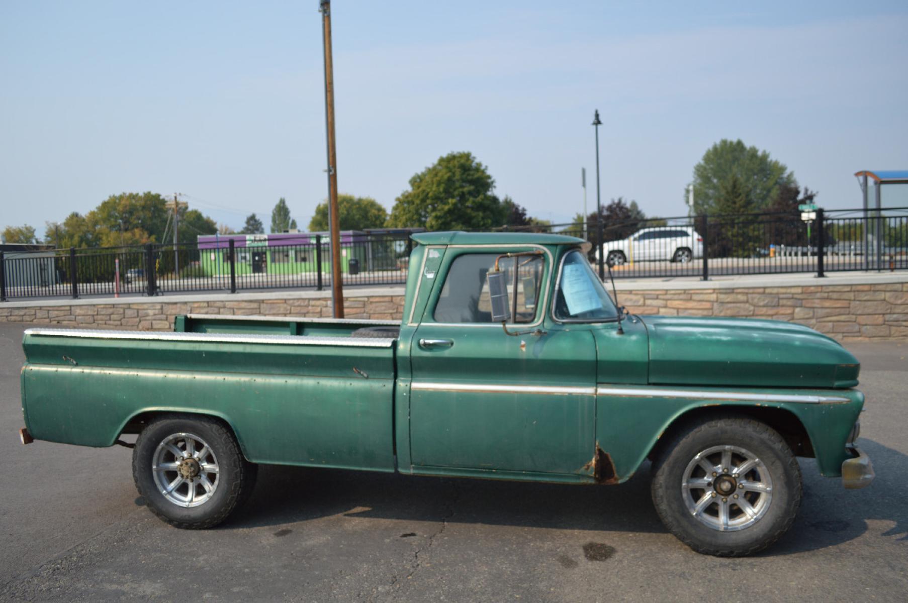 1963 Green GMC 2500 Custom (1502PG6468B) with an 305 V6 engine, Automatic transmission, located at 450 N Russell, Missoula, MT, 59801, (406) 543-6600, 46.874496, -114.017433 - Really Cool Old Pickup. V6 Engine. Automatic Transmission. Runs! Great Project Truck or drive it the way it is for a bit of nostalgia. This vehicle is more then 20 years old and is not eligible for lending through our finance companies. - Photo #4