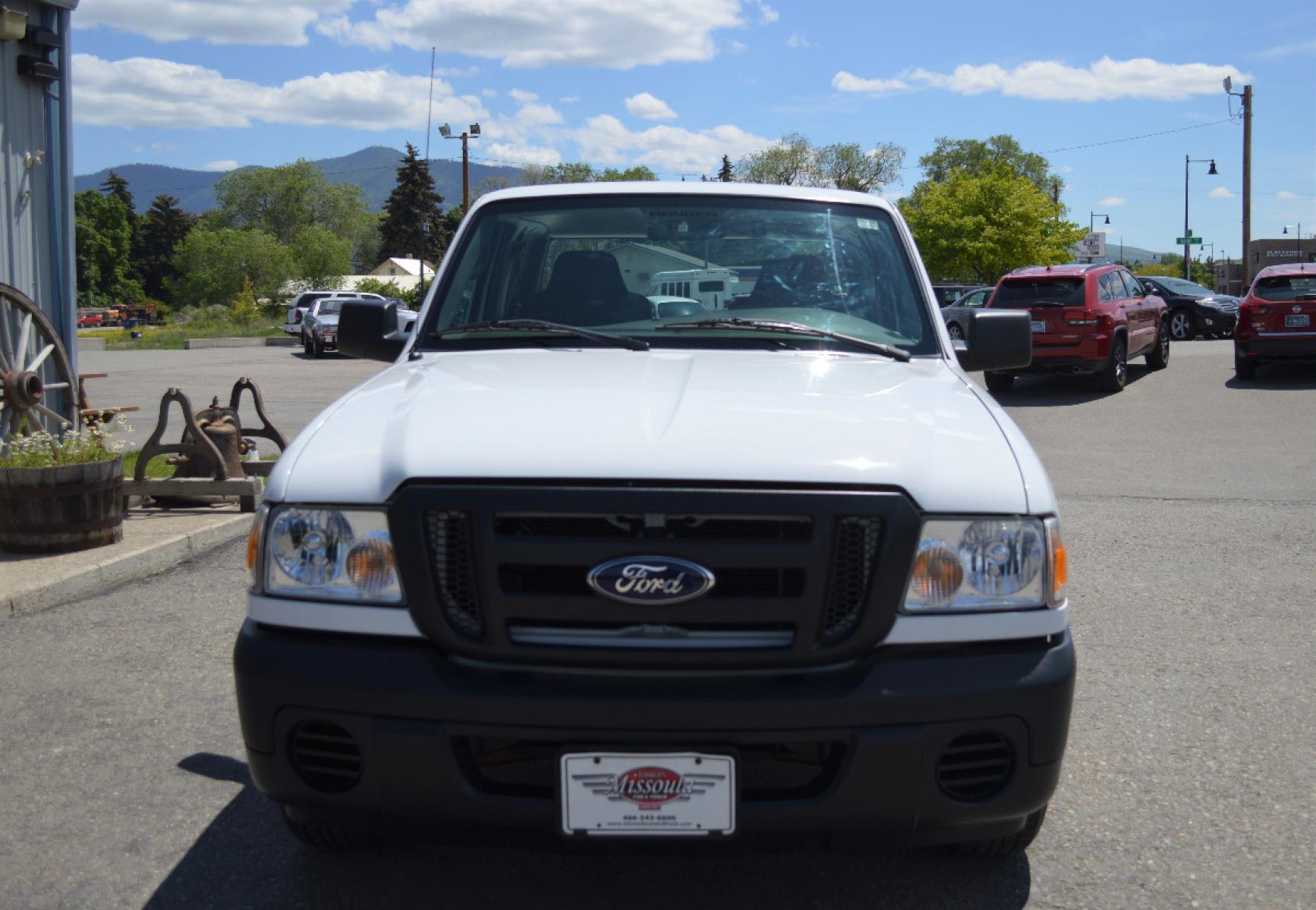 2009 White Ford Ranger Sport SuperCab 2WD (1FTYR14D19P) with an 2.3L L4 SOHC 8V engine, Automatic transmission, located at 450 N Russell, Missoula, MT, 59801, (406) 543-6600, 46.874496, -114.017433 - 1 Owner. Only 48K Miles. Excellent Condition. Clean CarFax - Photo #2