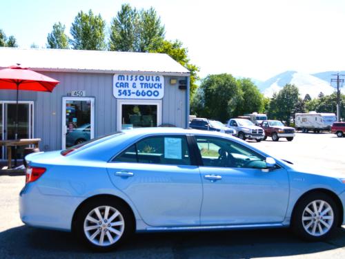 2013 Toyota Camry Hybrid XLE Loaded! Low Miles!