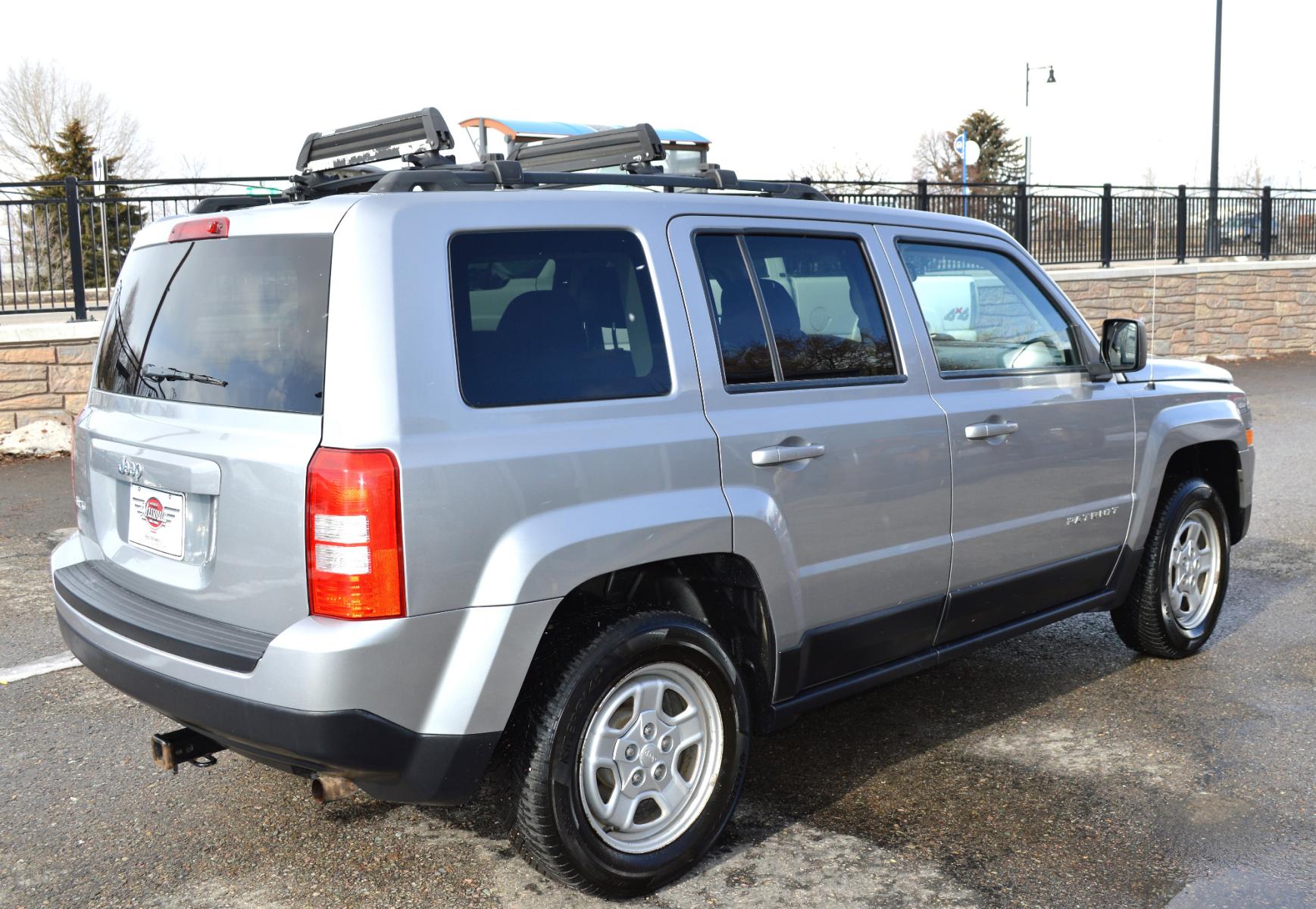 2015 Silver Jeep Patriot Sport 4WD (1C4NJRBB0FD) with an 2.4L L4 DOHC 16V engine, Automatic transmission, located at 450 N Russell, Missoula, MT, 59801, (406) 543-6600, 46.874496, -114.017433 - Nice Clean SUV. 4 Wheel Drive. Automatic Transmission. Air. Cruise. Tilt. Power Windows. - Photo #5