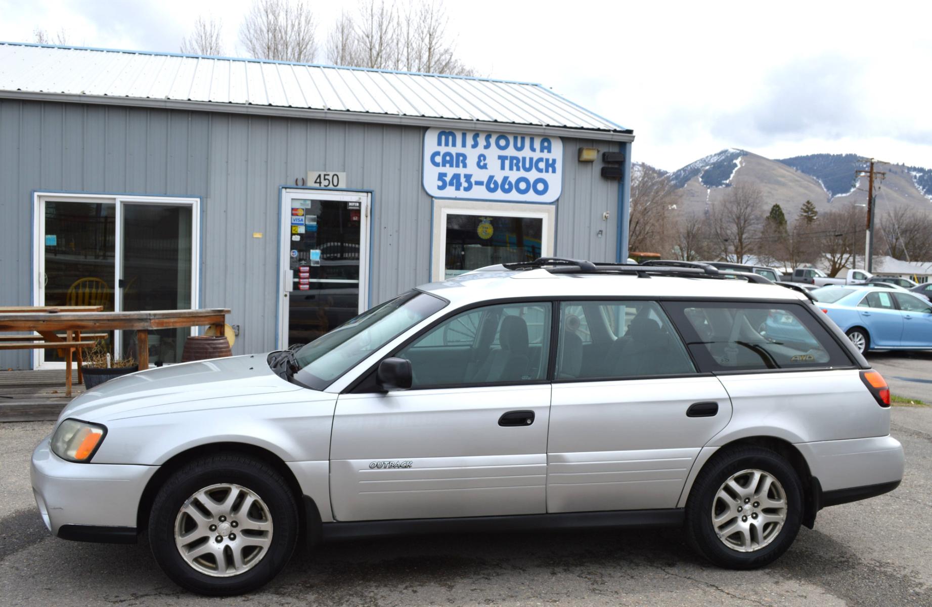 2004 Silver Subaru Outback Wagon w/All-weather Package (4S3BH675X47) with an 2.5L H4 SOHC 16V engine, Automatic transmission, located at 450 N Russell, Missoula, MT, 59801, (406) 543-6600, 46.874496, -114.017433 - Photo #0