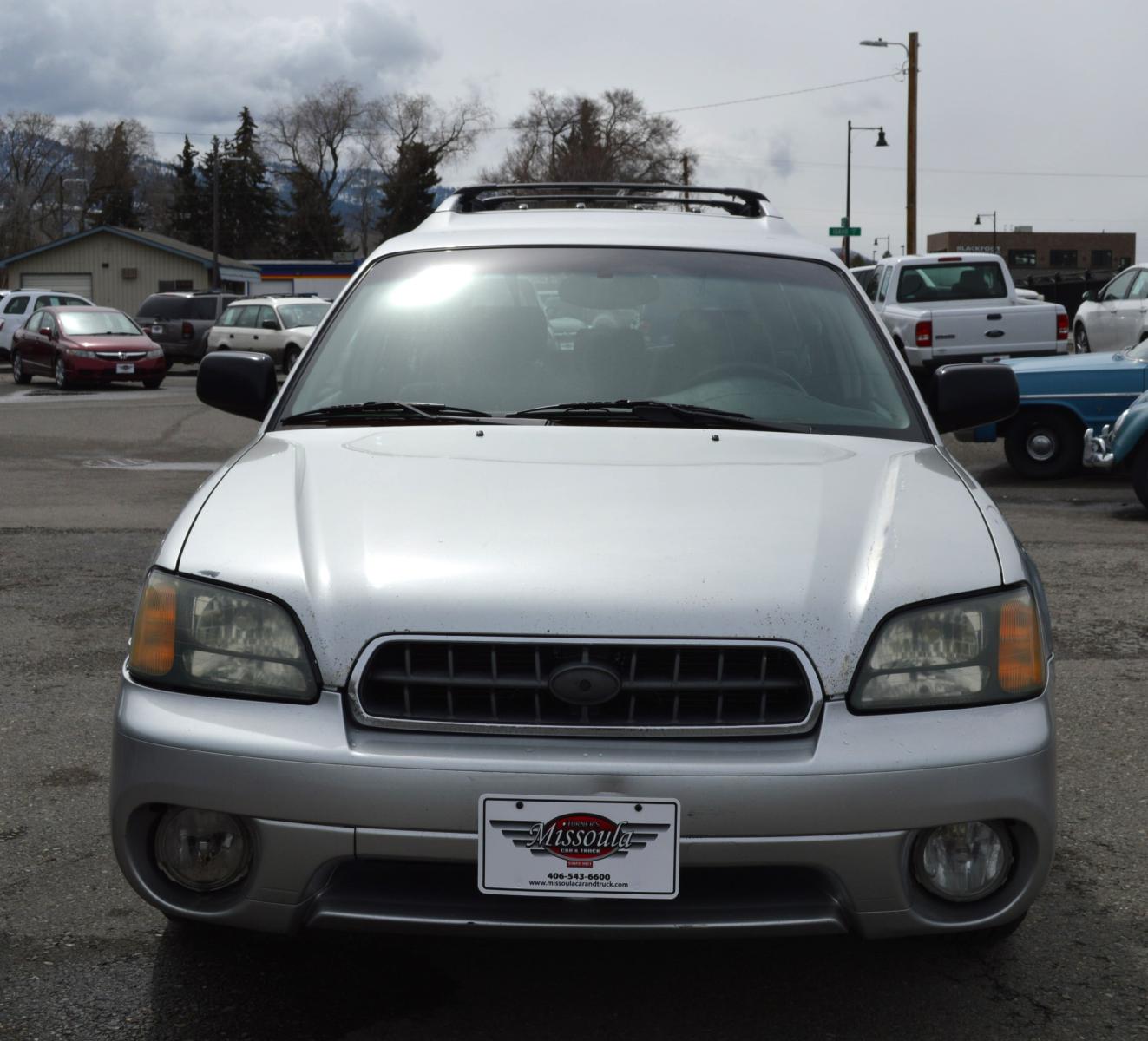 2004 Silver Subaru Outback Wagon w/All-weather Package (4S3BH675X47) with an 2.5L H4 SOHC 16V engine, Automatic transmission, located at 450 N Russell, Missoula, MT, 59801, (406) 543-6600, 46.874496, -114.017433 - Photo #2
