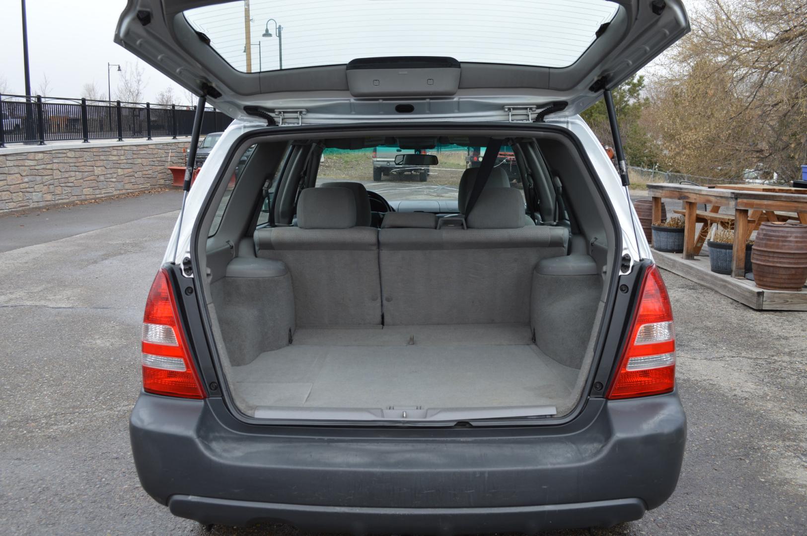 2003 Silver Subaru Forester 2.5 X (JF1SG63693G) with an 2.5L H4 DOHC 16V engine, 5-Speed Manual transmission, located at 450 N Russell, Missoula, MT, 59801, (406) 543-6600, 46.874496, -114.017433 - Great Running Suby. New Timing Belt, Water Pump, Head Gasket. New Clutch. Air Conditioning. Power Windows and Locks. This vehicle is 20 years old and is not eligible for lending through our finance companies. - Photo#9