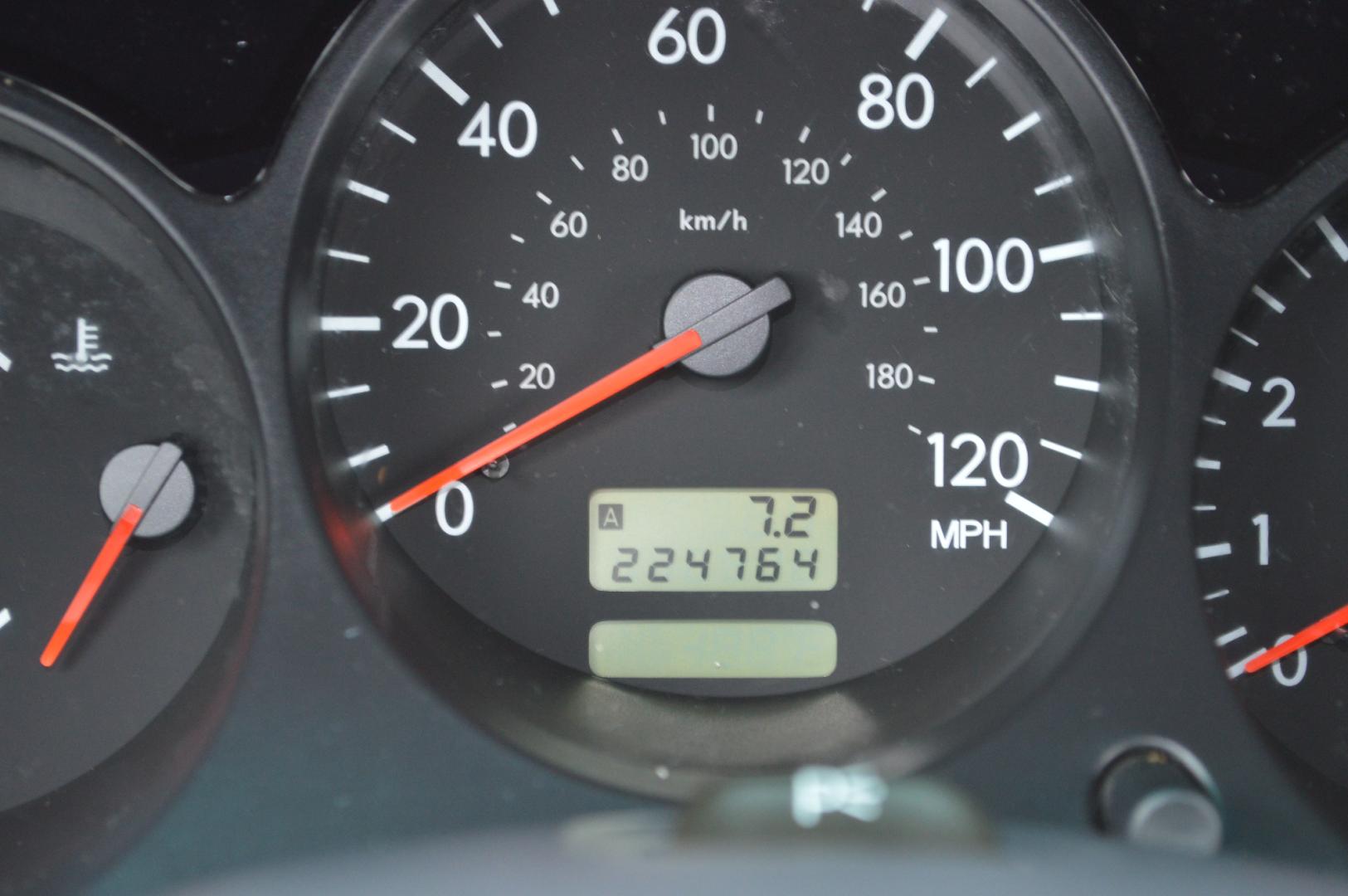 2003 Silver Subaru Forester 2.5 X (JF1SG63693G) with an 2.5L H4 DOHC 16V engine, 5-Speed Manual transmission, located at 450 N Russell, Missoula, MT, 59801, (406) 543-6600, 46.874496, -114.017433 - Great Running Suby. New Timing Belt, Water Pump, Head Gasket. New Clutch. Air Conditioning. Power Windows and Locks. This vehicle is 20 years old and is not eligible for lending through our finance companies. - Photo#14