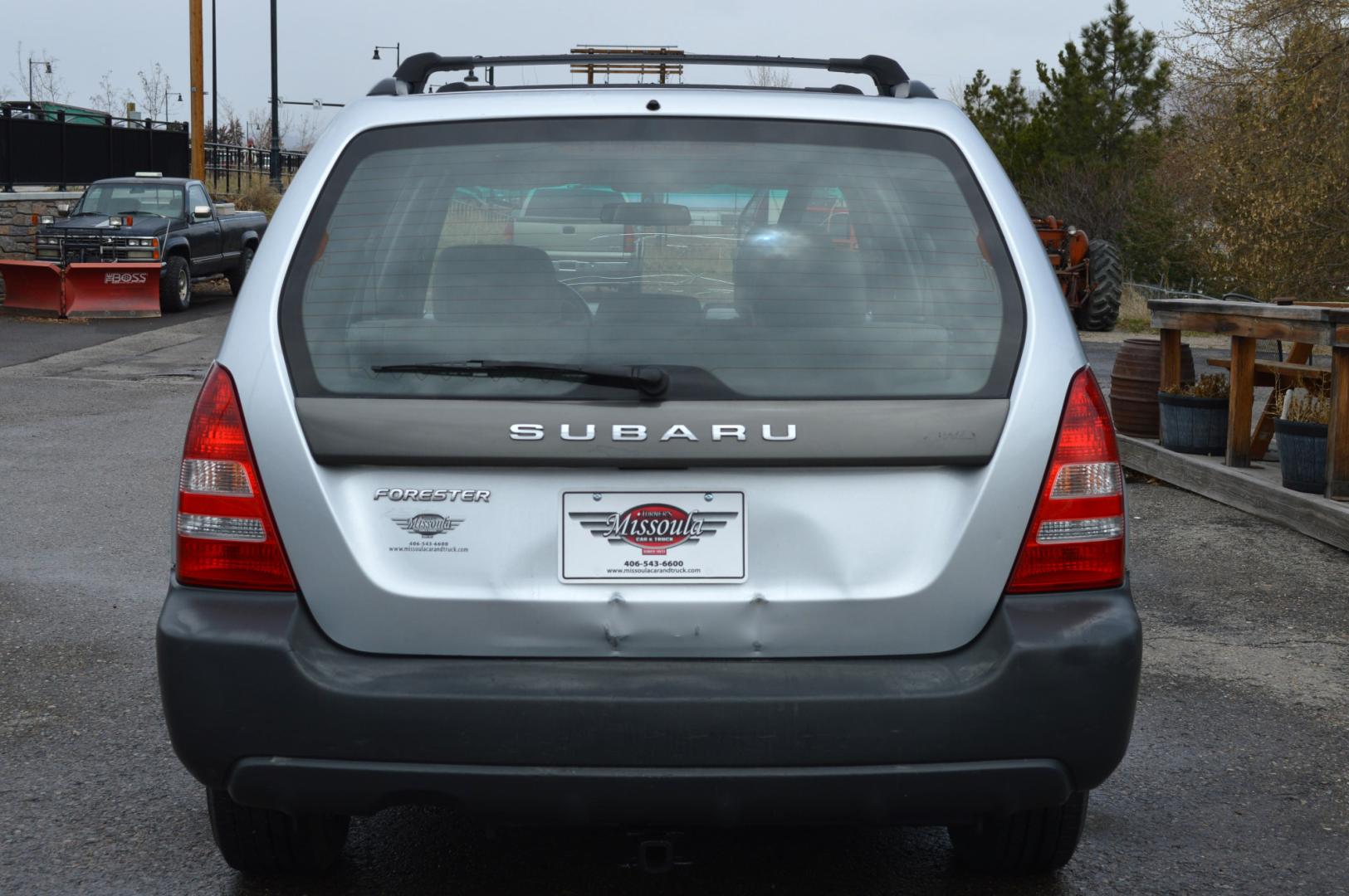 2003 Silver Subaru Forester 2.5 X (JF1SG63693G) with an 2.5L H4 DOHC 16V engine, 5-Speed Manual transmission, located at 450 N Russell, Missoula, MT, 59801, (406) 543-6600, 46.874496, -114.017433 - Great Running Suby. New Timing Belt, Water Pump, Head Gasket. New Clutch. Air Conditioning. Power Windows and Locks. This vehicle is 20 years old and is not eligible for lending through our finance companies. - Photo#8