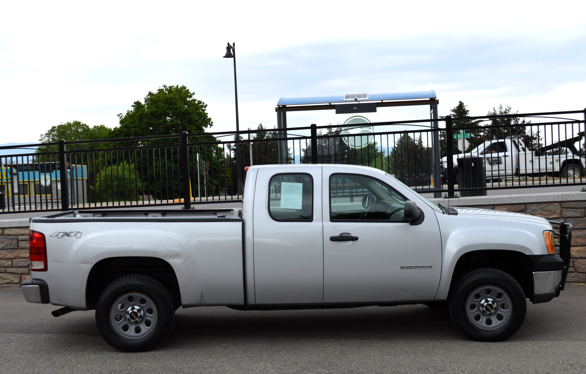 photo of 2010 GMC Sierra 1500  Ext. Cab 4WD