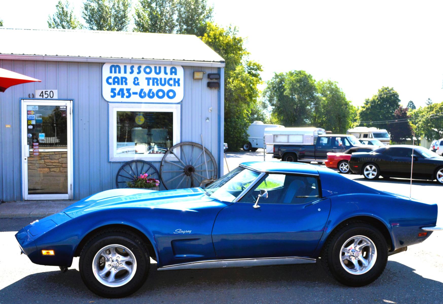 1973 Blue /Black Chevrolet Corvette Stingray (1Z37J3S4290) with an 350 engine, 4-Speed Manual transmission, located at 450 N Russell, Missoula, MT, 59801, (406) 543-6600, 46.874496, -114.017433 - Photo #6