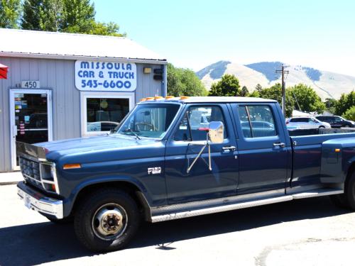 1986 Ford F-350 Crewcab Dually Longbox RWD Low Miles. 1 Owner