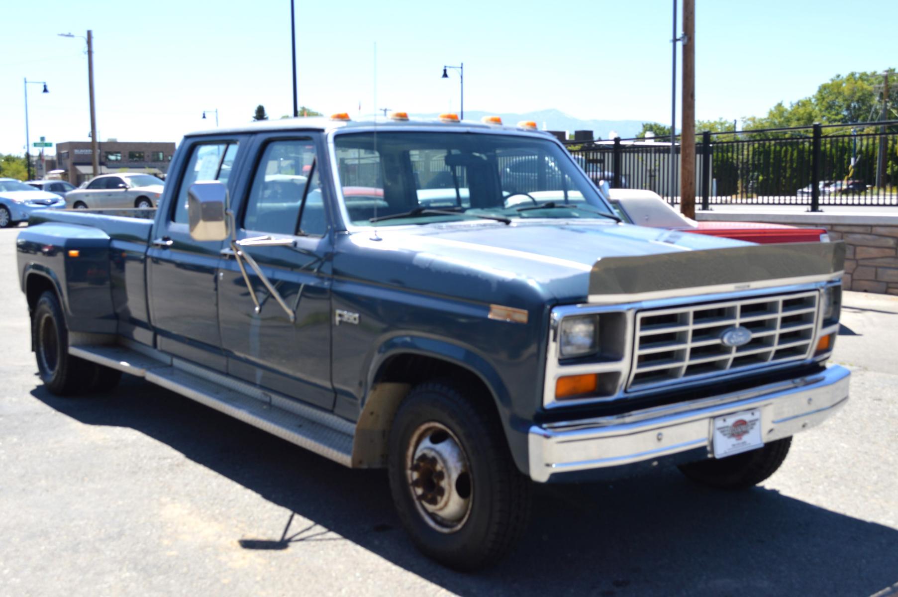 1986 Blue /Blue Ford F-350 Base (2FTJW35LXGC) with an 7.5L V8 OHV 16V engine, Automatic transmission, located at 450 N Russell, Missoula, MT, 59801, (406) 543-6600, 46.874496, -114.017433 - 1 Ton Dually Long Box CrewCab. Rear Wheel Drive. 7.5 Liter V8. Automatic Transmission. 43K Original Miles. Interior is close to Perfect. Clear Coat is pealing some. This vehicle is more then 20 years old and is not eligible for lending through our finance companies. - Photo #5