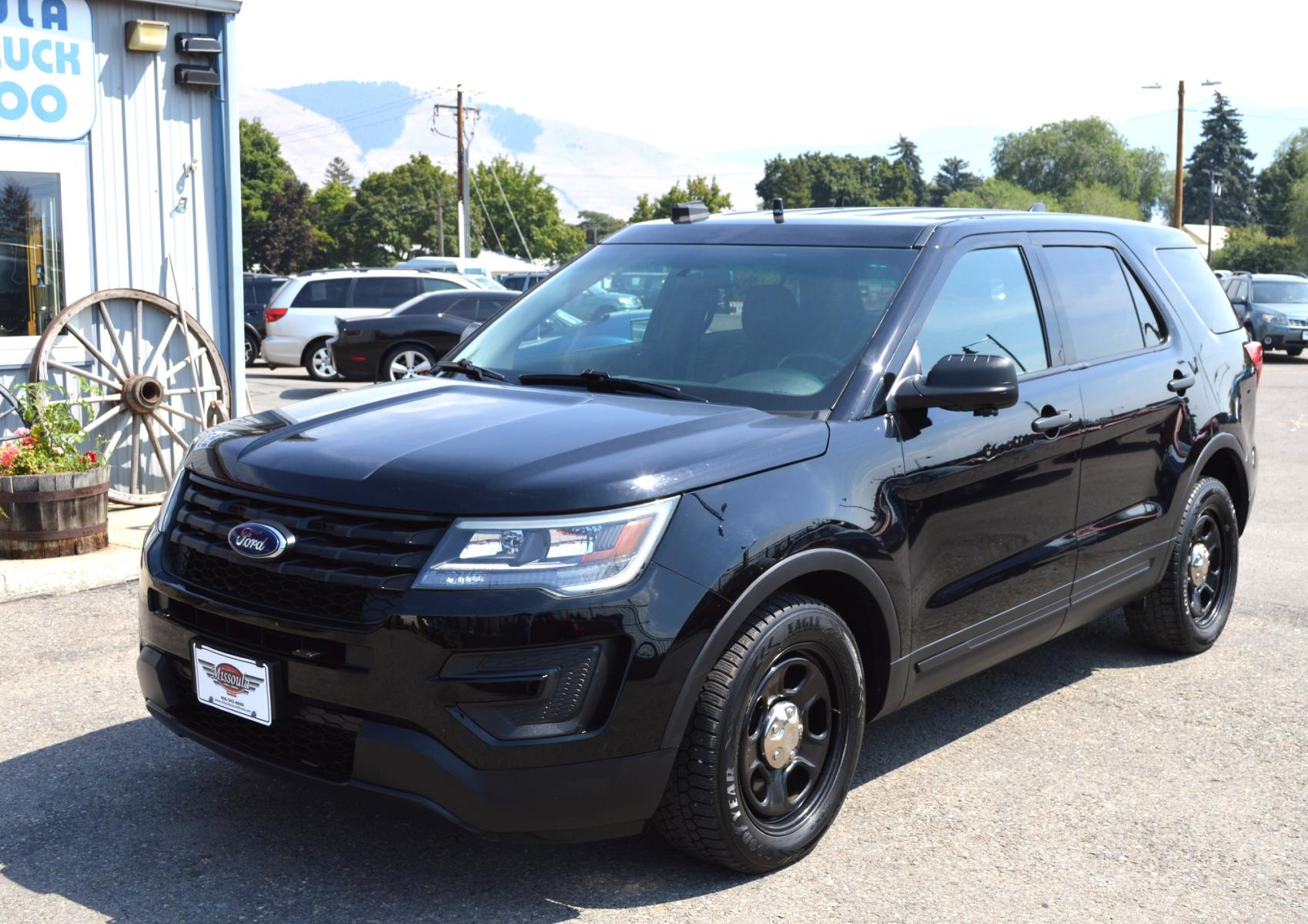 2016 Black Ford Explorer Police 4WD (1FM5K8AR7GG) with an 3.7L V6 DOHC 24V engine, 6-Speed Automatic transmission, located at 450 N Russell, Missoula, MT, 59801, (406) 543-6600, 46.874496, -114.017433 - AWD Former Law Enforcement SUV. Tons of Power. Automatic. Air. Cruise. Tilt. Power Windows. Power Drivers Seat. AM FM CD. Bluetooth - Photo #2