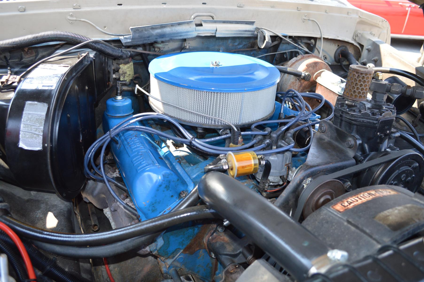 1975 Tan Ford F-100 F100 Ranger XLT (F11YRW21236) with an 390 engine, Automatic transmission, located at 450 N Russell, Missoula, MT, 59801, (406) 543-6600, 46.874496, -114.017433 - Such a Nice Truck. 13,000 Lb Winch. Utility Box. External Fuel Tank. Custom Headliner. AM FM CD Player. 460 Engine. Automatic Transmission. Warn Hubs. - Photo #26