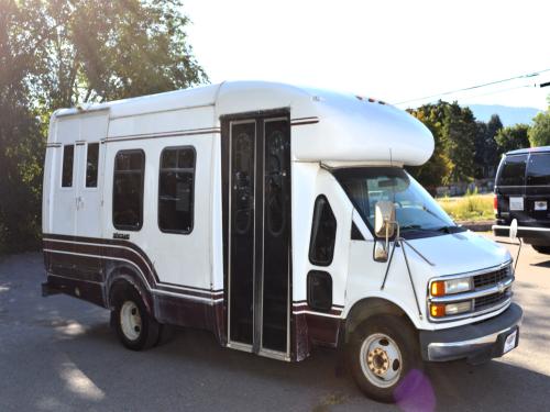 1998 Chevrolet Express G3500 Mini Bus with Wheel Chair Lift