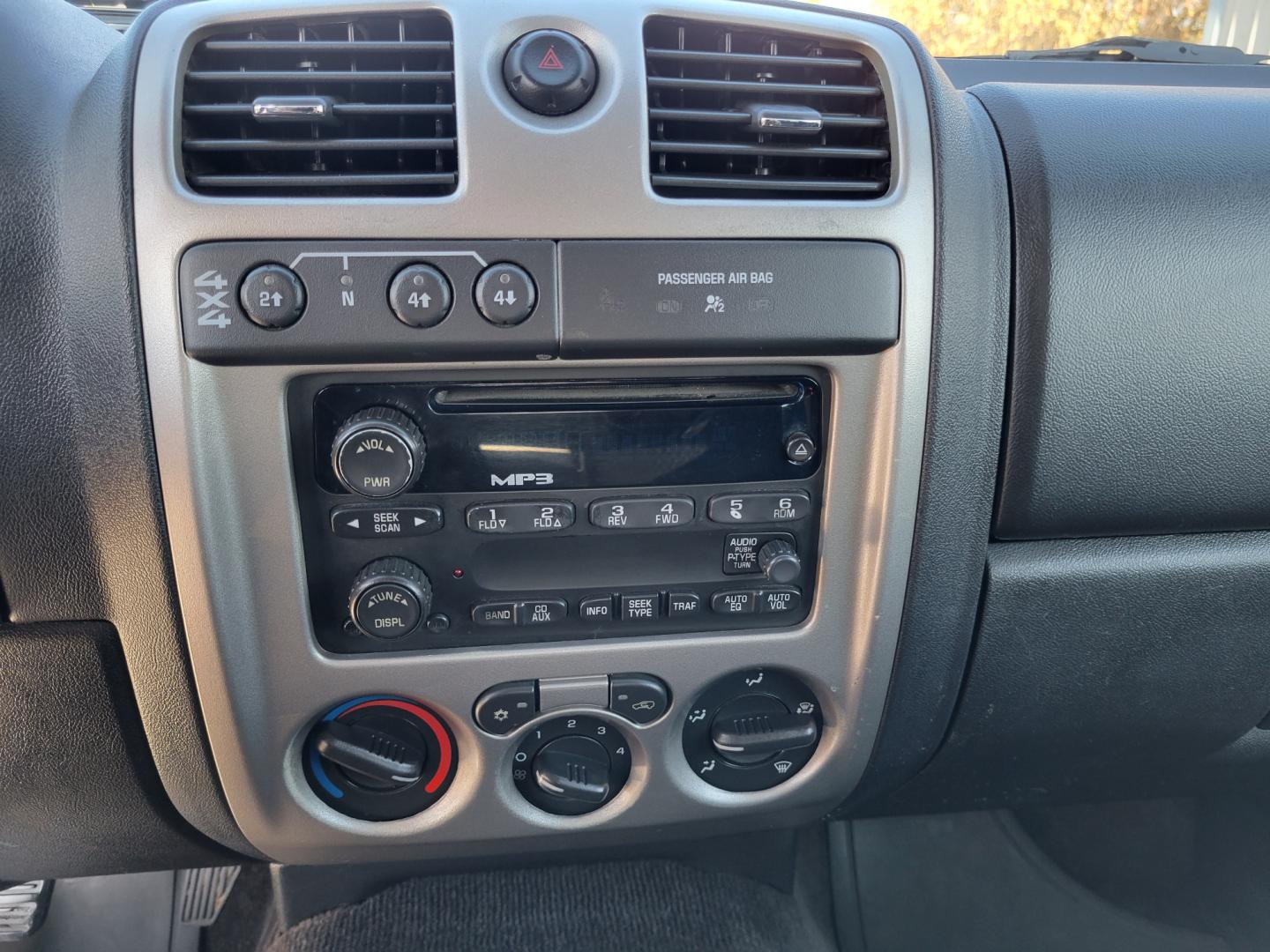 2007 Red /Black Isuzu Truck i-370 Crew Cab LS 4WD (1GGDT13E678) with an 3.7L L5 DOHC 20V engine, 4-Speed Automatic transmission, located at 450 N Russell, Missoula, MT, 59801, (406) 543-6600, 46.874496, -114.017433 - Photo#13