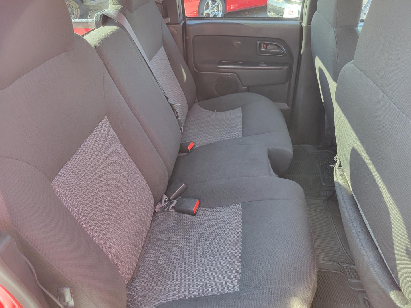 2007 Red /Black Isuzu Truck i-370 Crew Cab LS 4WD (1GGDT13E678) with an 3.7L L5 DOHC 20V engine, 4-Speed Automatic transmission, located at 450 N Russell, Missoula, MT, 59801, (406) 543-6600, 46.874496, -114.017433 - Photo#5