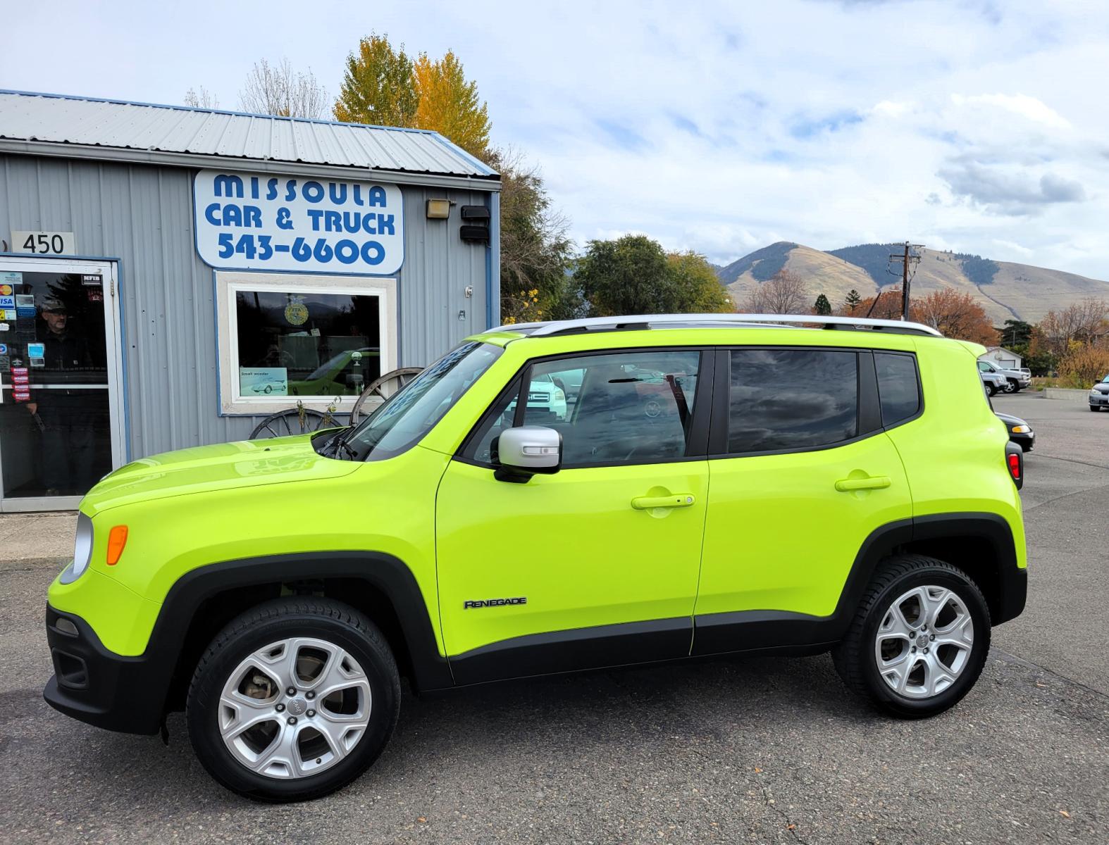 2017 Hyper Green /Black Jeep Renegade Limited 4WD (ZACCJBDB9HP) with an 2.4L L4 DOHC 16V engine, 9A transmission, located at 450 N Russell, Missoula, MT, 59801, (406) 543-6600, 46.874496, -114.017433 - 4 Wheel Drive. Automatic Transmission. Heated Leather Seats. Power Drivers Seat. Power Moon Roof. Air. Cruise. Tilt. Navigation. AM FM XM. Power Windows and Locks. Heated Steering Wheel. - Photo #0