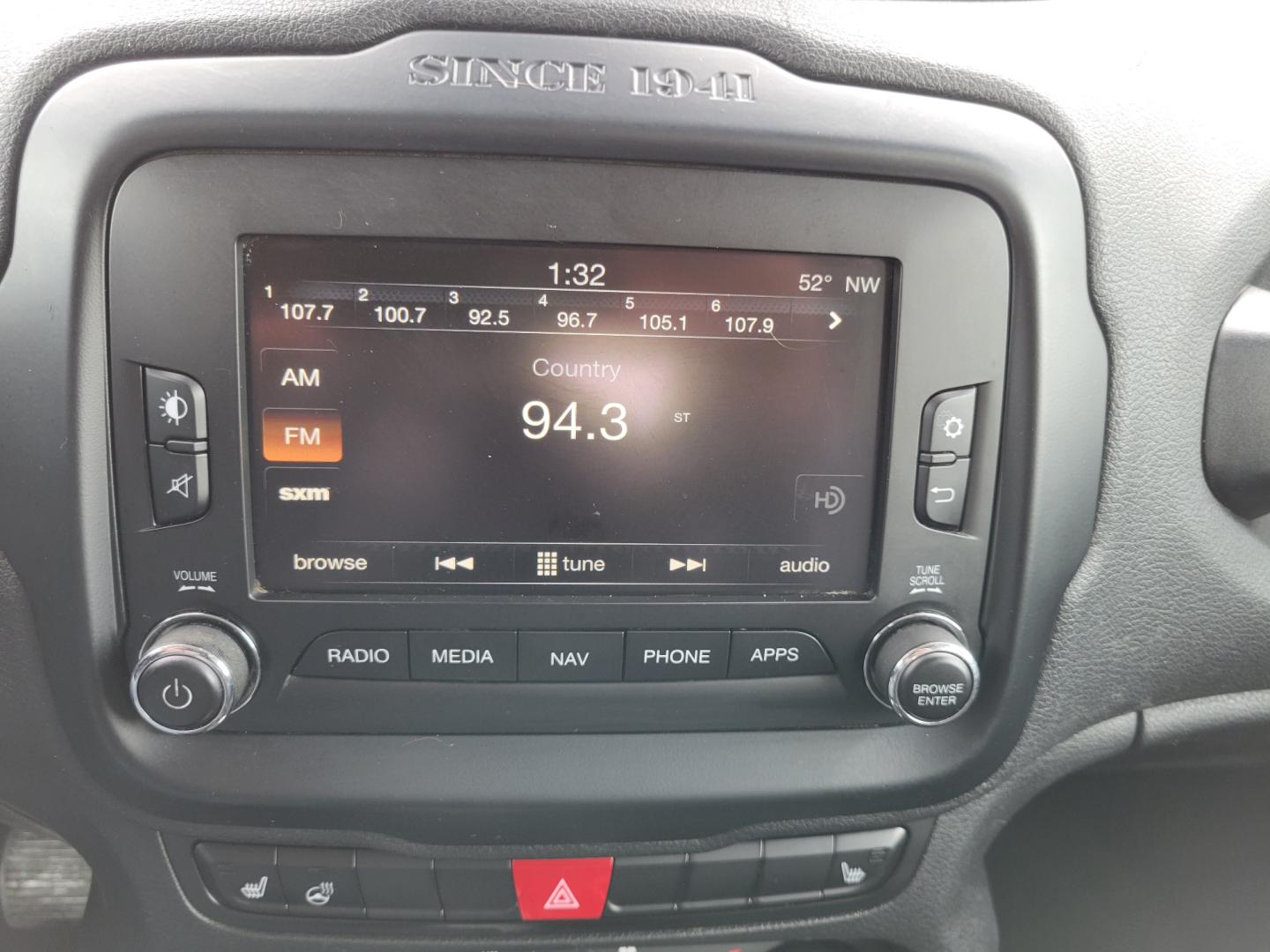2017 Hyper Green /Black Jeep Renegade Limited 4WD (ZACCJBDB9HP) with an 2.4L L4 DOHC 16V engine, 9A transmission, located at 450 N Russell, Missoula, MT, 59801, (406) 543-6600, 46.874496, -114.017433 - Photo#19