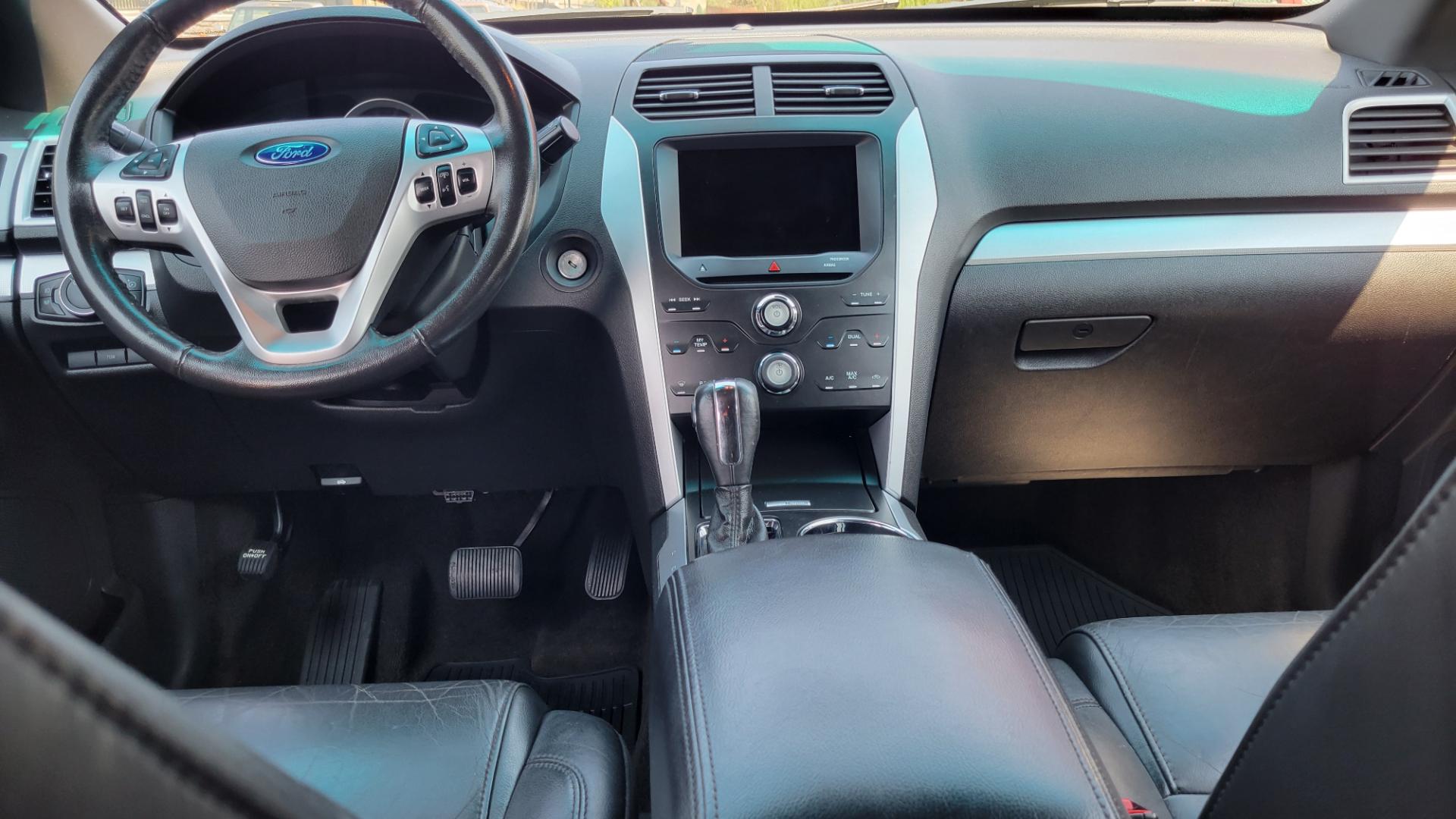 2013 Grey /Black Ford Explorer XLT (1FM5K8D87DG) with an 3.5L v6 engine, 6 Speed Auto transmission, located at 450 N Russell, Missoula, MT, 59801, (406) 543-6600, 46.874496, -114.017433 - Photo#15