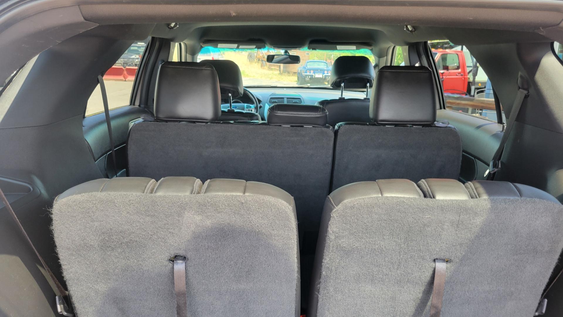 2013 Grey /Black Ford Explorer XLT (1FM5K8D87DG) with an 3.5L v6 engine, 6 Speed Auto transmission, located at 450 N Russell, Missoula, MT, 59801, (406) 543-6600, 46.874496, -114.017433 - Photo#9