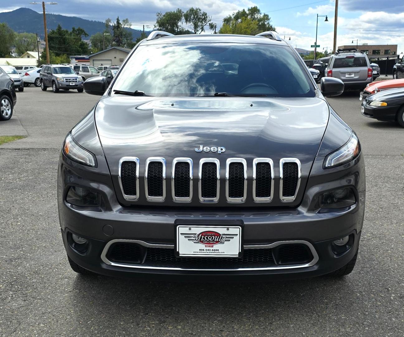 2014 Grey /Black Jeep Cherokee Limited 4WD (1C4PJMDS8EW) with an 3.2L V6 DOHC 24V engine, 9-Speed Automatic transmission, located at 450 N Russell, Missoula, MT, 59801, (406) 543-6600, 46.874496, -114.017433 - Photo#1