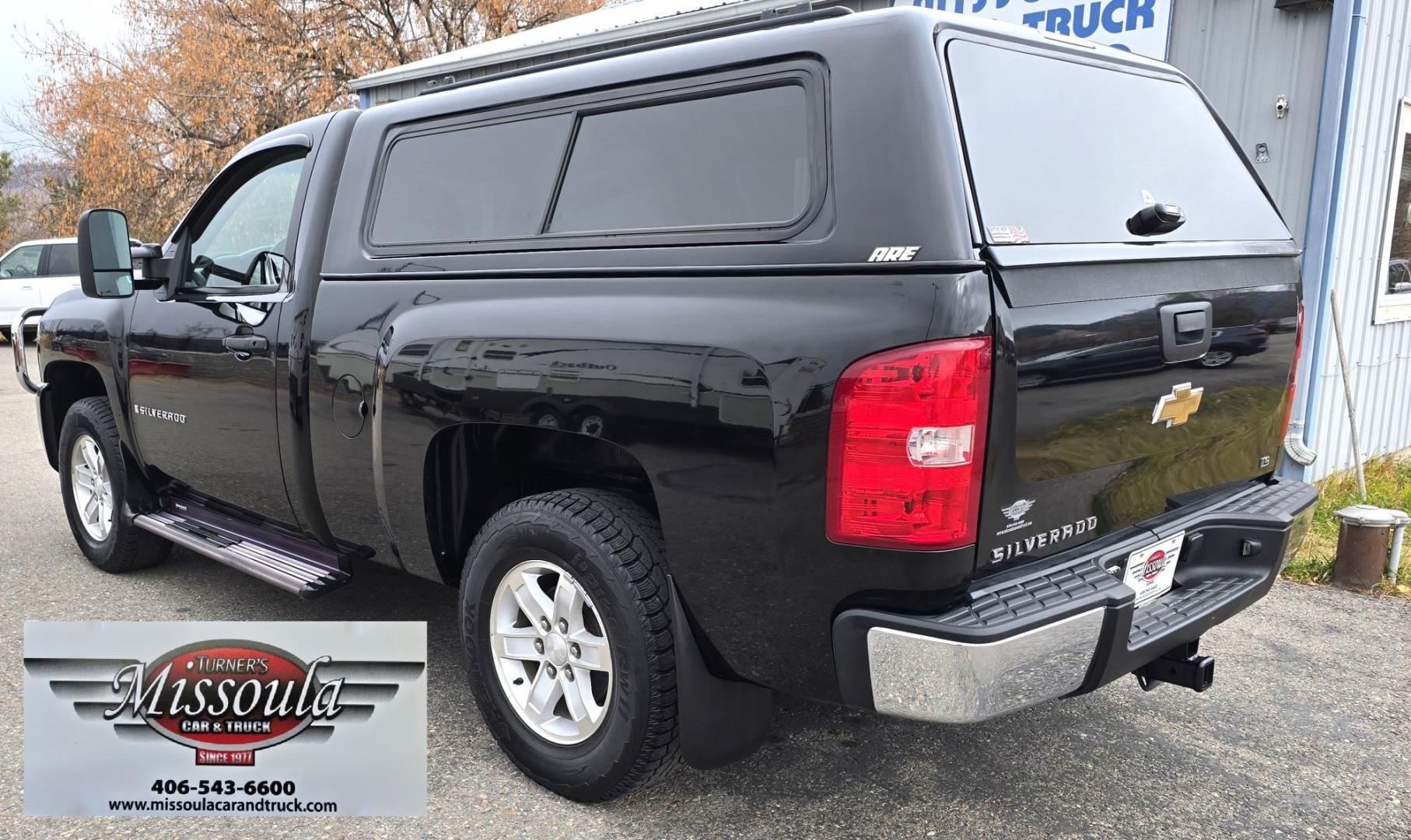 2007 Black /Black Chevrolet Silverado 1500 LT1 2WD (1GCEC14C67Z) with an 4.8L V8 OHV 16V engine, 4-Speed Automatic Overdrive transmission, located at 450 N Russell, Missoula, MT, 59801, (406) 543-6600, 46.874496, -114.017433 - Cute Shorty Chevy with Nice Matching Carpeted Topper. 2 Wheel Drive. 4.8L V8 Engine. Air Conditioning. Tilt. AM FM CD Player. Chrome Grill Guard. Running Boards. - Photo#1