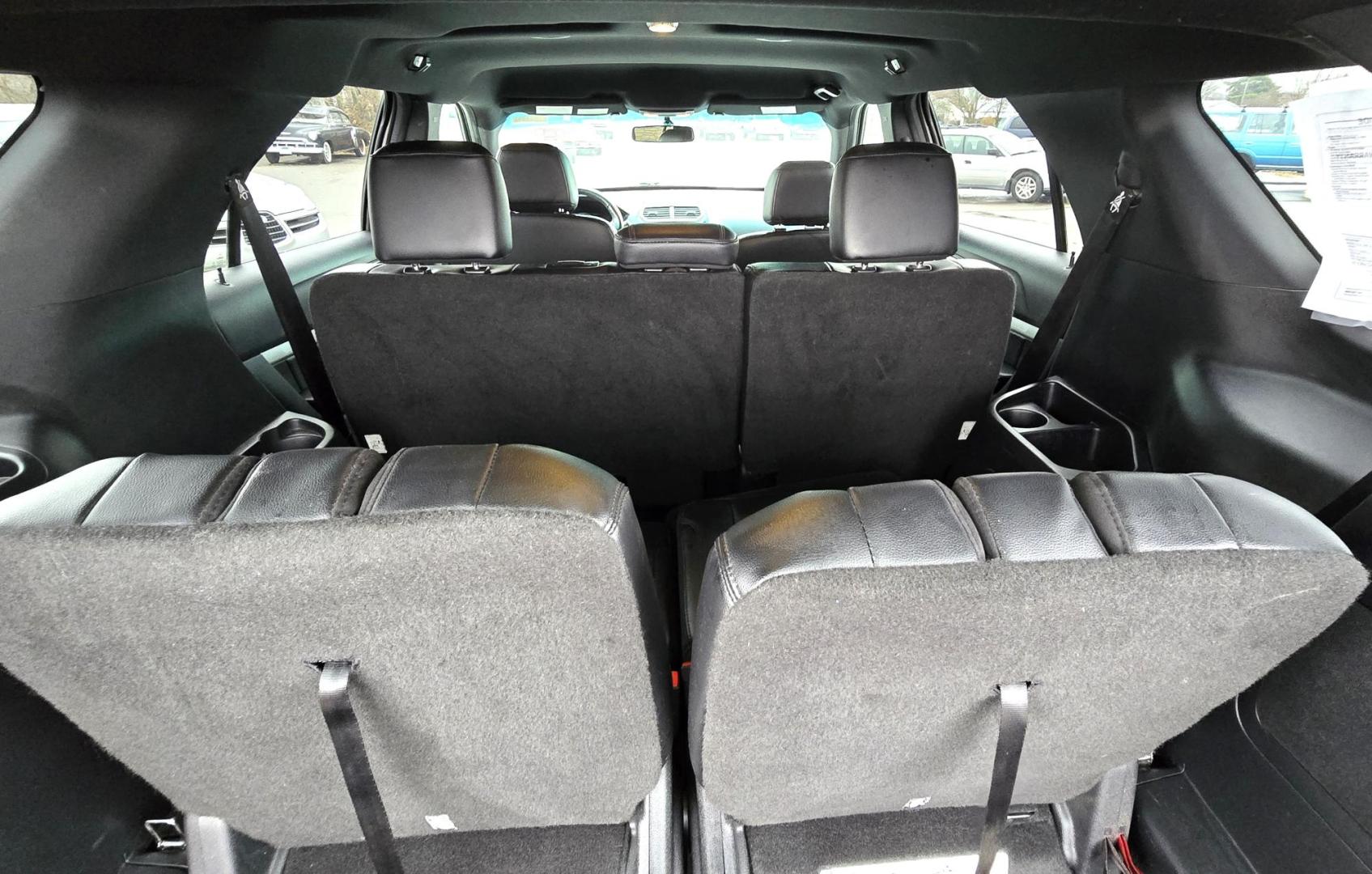 2016 Silver /Black Ford Explorer XLT 4WD (1FM5K8D85GG) with an 3.5L V6 DOHC 24V engine, 6-Speed Automatic transmission, located at 450 N Russell, Missoula, MT, 59801, (406) 543-6600, 46.874496, -114.017433 - Photo#10