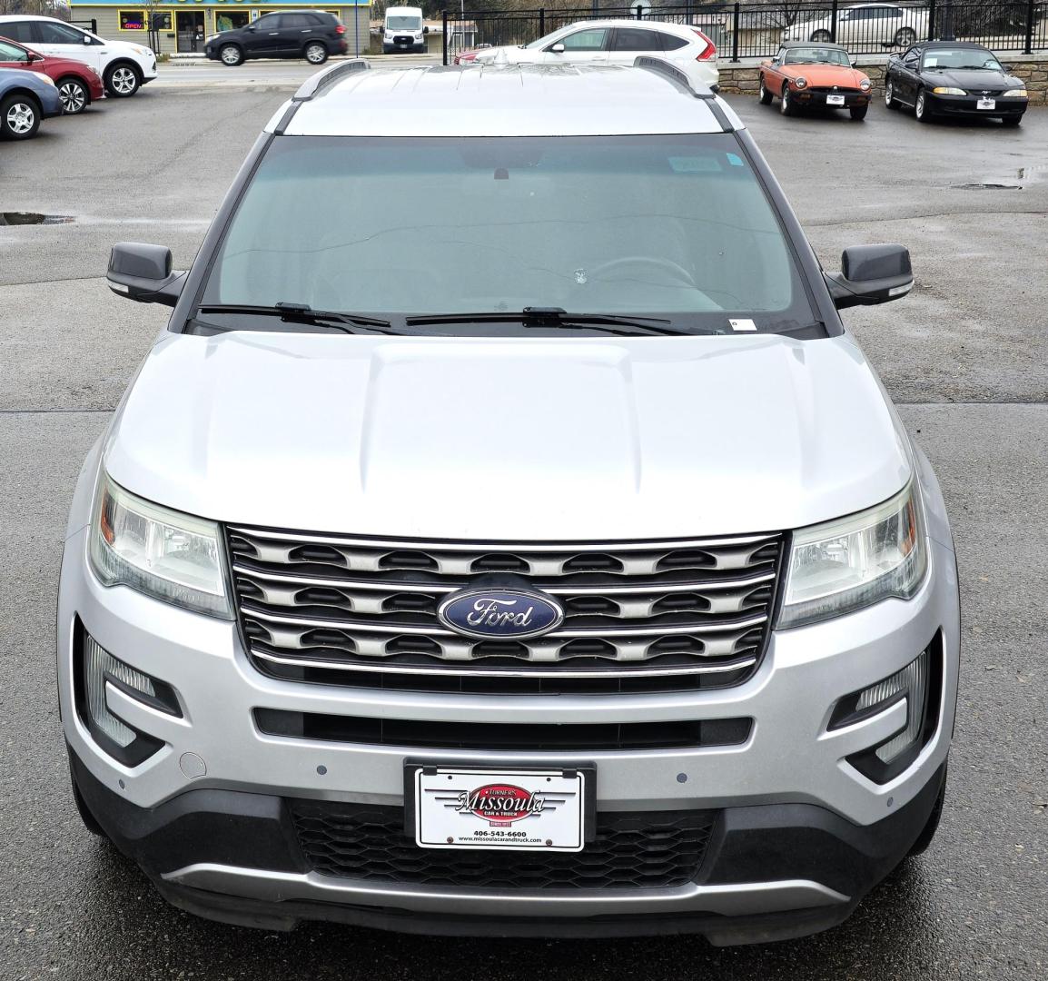 2016 Silver /Black Ford Explorer XLT 4WD (1FM5K8D85GG) with an 3.5L V6 DOHC 24V engine, 6-Speed Automatic transmission, located at 450 N Russell, Missoula, MT, 59801, (406) 543-6600, 46.874496, -114.017433 - Photo#8