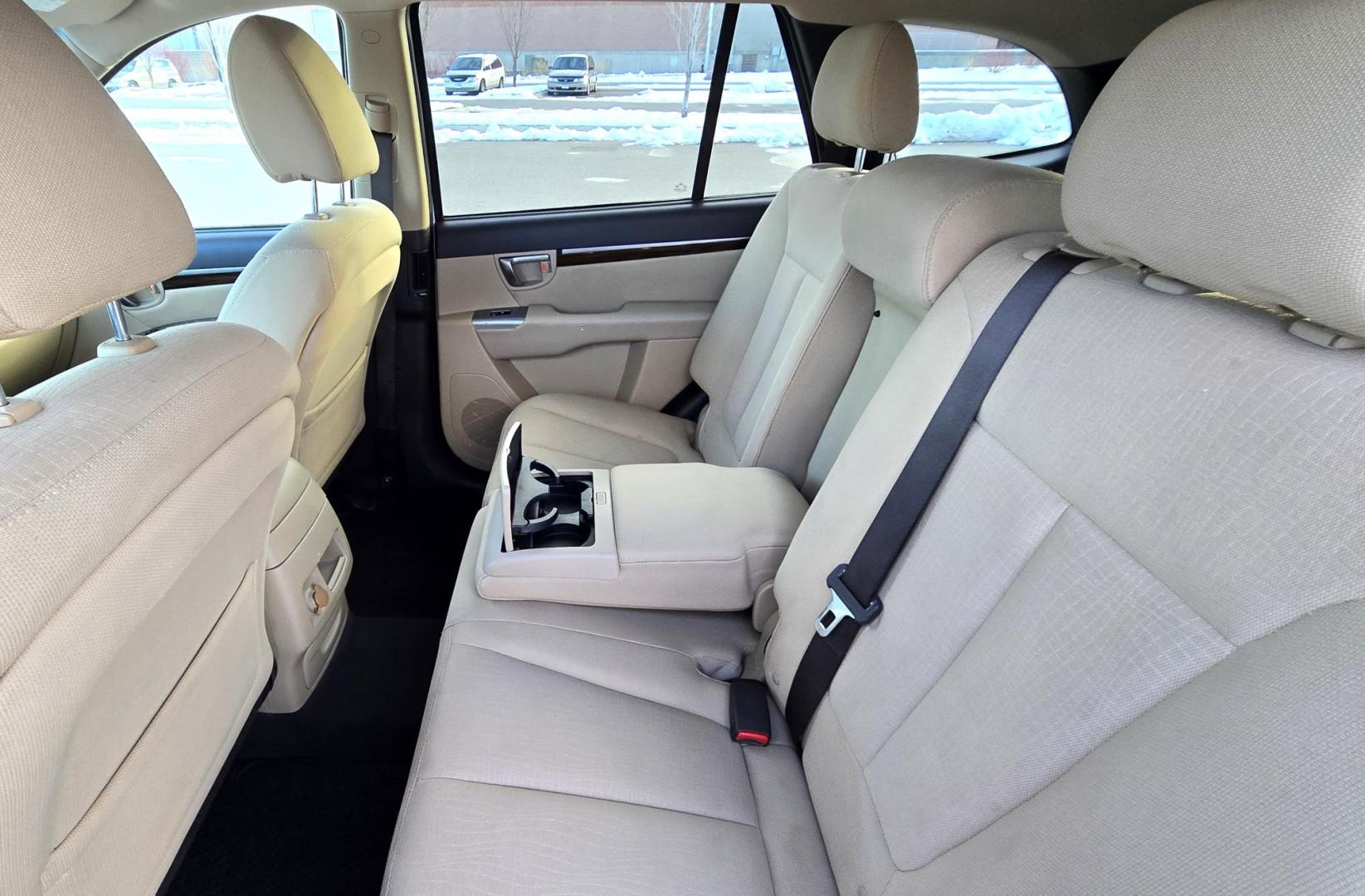 2011 White /Tan Hyundai Santa Fe GLS 3.5 4WD (5XYZGDAG7BG) with an 3.5L V6 DOHC 24V engine, 6-Speed Automatic transmission, located at 450 N Russell, Missoula, MT, 59801, (406) 543-6600, 46.874496, -114.017433 - Super Clean AWD SUV with only 92K Miles. Zippy 3.5L V6 Engine. 6 Speed Automatic. Bluetooth. AM FM CD. Air. Cruise. Tilt. Power Windows and Locks. Clean Carfax. - Photo#12