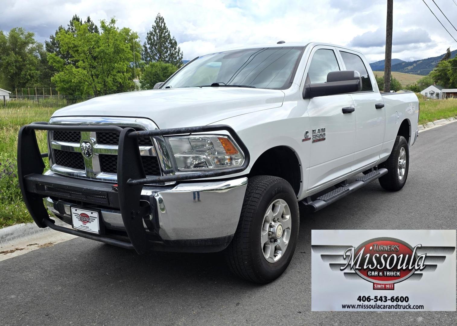 2018 White /Black RAM 3500 Tradesman Crew Cab 4WD (3C63R3CL3JG) with an 6.7L L6 OHV 24V TURBO DIESEL engine, 6A transmission, located at 450 N Russell, Missoula, MT, 59801, (406) 543-6600, 46.874496, -114.017433 - Photo#5