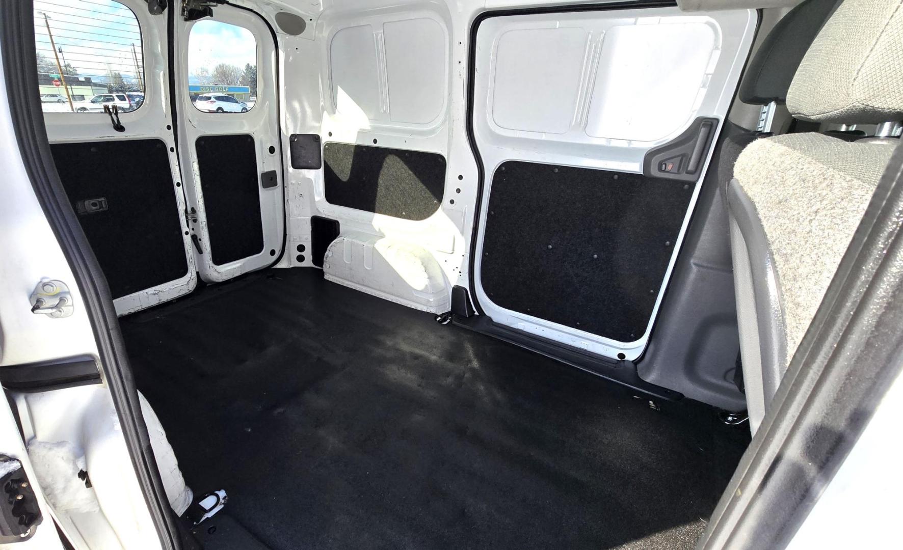 2017 White /Black Chevrolet City Express LS (3N63M0YN6HK) with an 2.0L L4 DOHC 16V engine, CVT transmission, located at 450 N Russell, Missoula, MT, 59801, (406) 543-6600, 46.874496, -114.017433 - Clean One Owner Express Van with only 83K Miles. 2.0L H4 Engine. Automatic Transmission. Air. Cruise. Tilt. AM FM Cd Player. Excellent Condition. Has some very light ghost prints front the previous owner's business decals. Would be great for a delivery service or a small contractor. - Photo#9