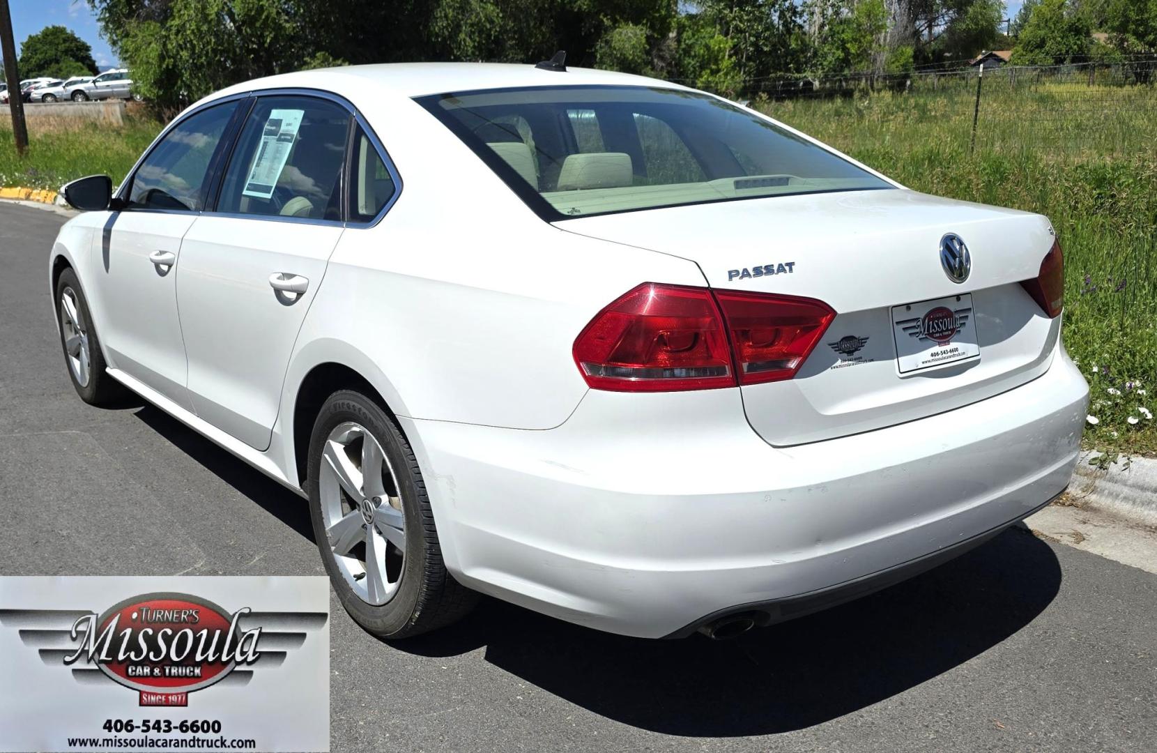 2012 White /Tan Volkswagen Passat 2.5L SE MT (1VWBH7A37CC) with an 2.5L L5 DOHC 2OV engine, Automatic transmission, located at 450 N Russell, Missoula, MT, 59801, (406) 543-6600, 46.874496, -114.017433 - Real nice One Owner Low Mile VW FWD Sedan. 2.5L I5 Engine. Automatic Transmission. Heated Leather Seats. Bluetooth Audio and Phone. AM FM XM CD Player. Power Windows and Locks. We Finance through local Credit Unions. We do NOT offer In House (Buy Here Pay Here) Financing. - Photo#8