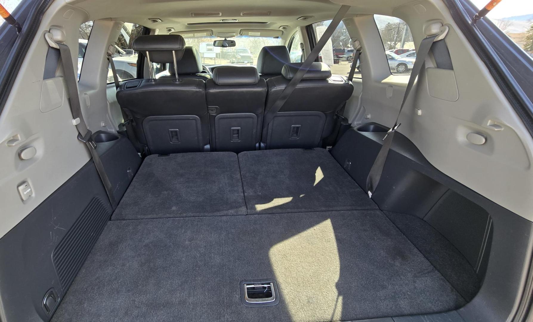 2008 Grey /Black Subaru Tribeca Limited 7-Passenger (4S4WX97D884) with an 3.6L H6 DOHC 24V engine, 5-Speed Automatic Overdrive transmission, located at 450 N Russell, Missoula, MT, 59801, (406) 543-6600, 46.874496, -114.017433 - Hard To find 6 cylinder Subaru Tribeca. Timing Chain not a Timing Belt. All Wheel Drive. Automatic Transmission. 3rd Row Seating. Power Sunroof. New Brakes, Rotors and Calipers all the way around. Heated Leather Front Seats. Power Windows and Locks. Air. Cruise. Tilt. Towing - Photo#12