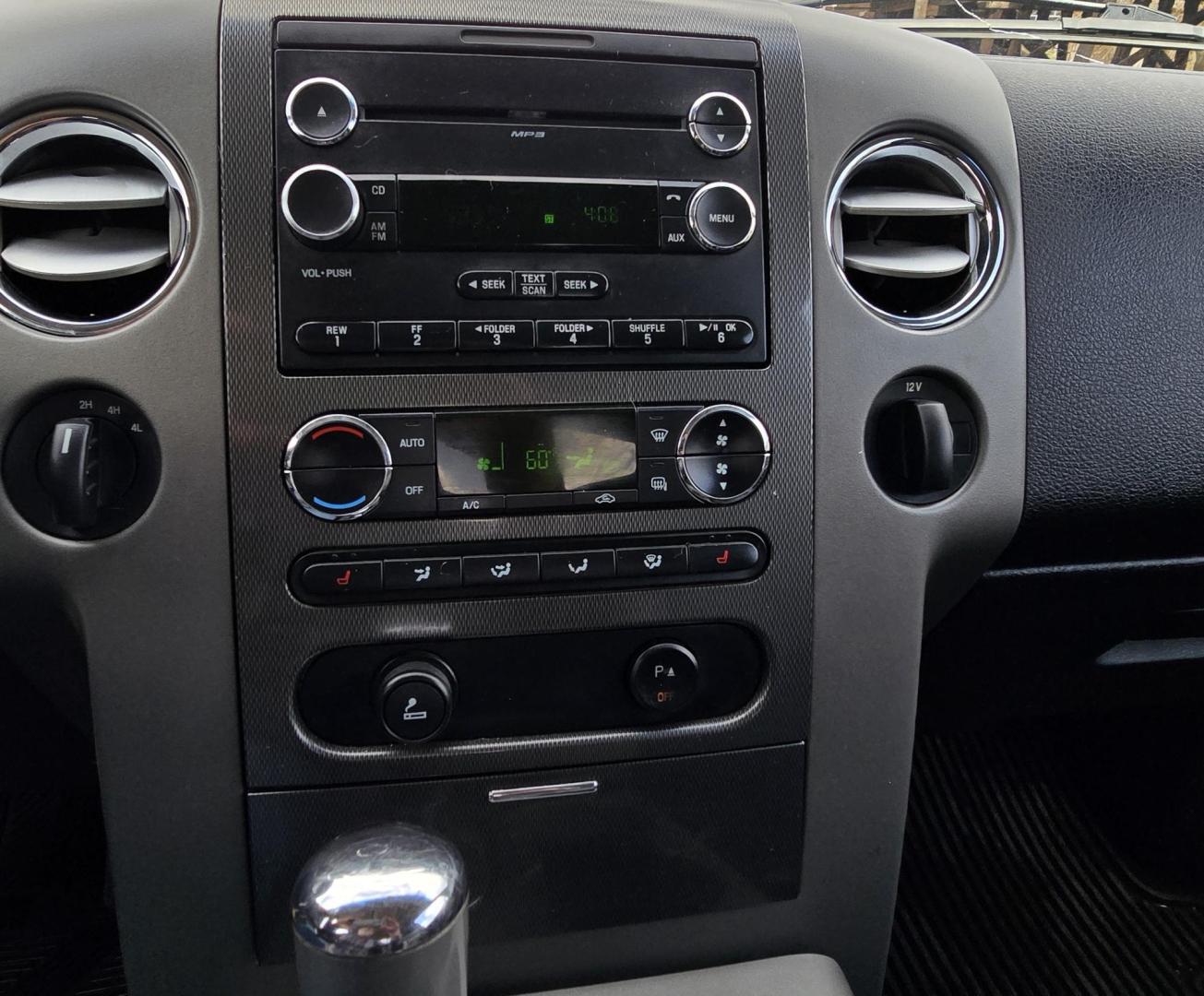 2008 Grey /Gray Ford F-150 FX4 SuperCab (1FTPX14V68F) with an 5.4L V8 SOHC 24V FFV engine, 4-Speed Automatic Overdrive transmission, located at 450 N Russell, Missoula, MT, 59801, (406) 543-6600, 46.874496, -114.017433 - 4 Wheel Drive. 5.4L V8 Engine. Automatic Transmission. Air. Cruise. Tilt. Power Windows and Locks. Very Clean. Heated Seats. AM FM XM CD Player. Towing. - Photo#12