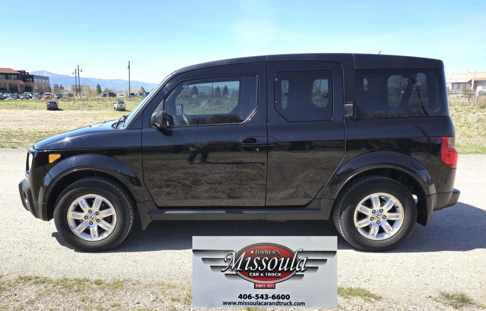 2006 Black /Black Honda Element EX-P 4WD AT (5J6YH28776L) with an 2.4L L4 DOHC 16V engine, 4-Speed Automatic Overdrive transmission, located at 450 N Russell, Missoula, MT, 59801, (406) 543-6600, 46.874496, -114.017433 - Hard to Find AWD Element. 2.4L I4 Engine. Automatic Transmission. Air. Cruise. Tilt. Sunroof. AM FM XM CD Player. Michelin Tires. Has a dent in the left rear door. - Photo#1