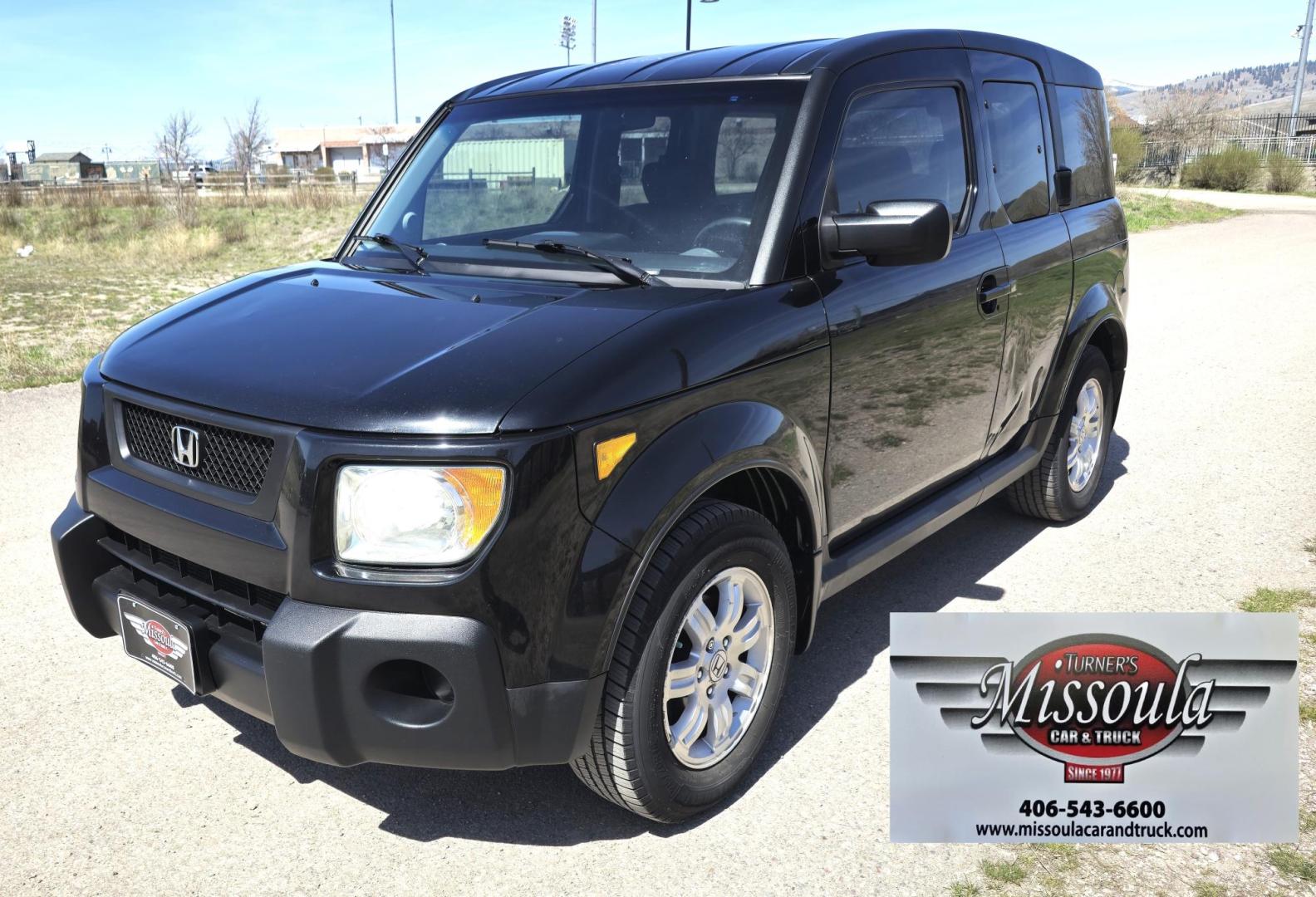 2006 Black /Black Honda Element EX-P 4WD AT (5J6YH28776L) with an 2.4L L4 DOHC 16V engine, 4-Speed Automatic Overdrive transmission, located at 450 N Russell, Missoula, MT, 59801, (406) 543-6600, 46.874496, -114.017433 - Hard to Find AWD Element. 2.4L I4 Engine. Automatic Transmission. Air. Cruise. Tilt. Sunroof. AM FM XM CD Player. Michelin Tires. Has a dent in the left rear door. - Photo#3