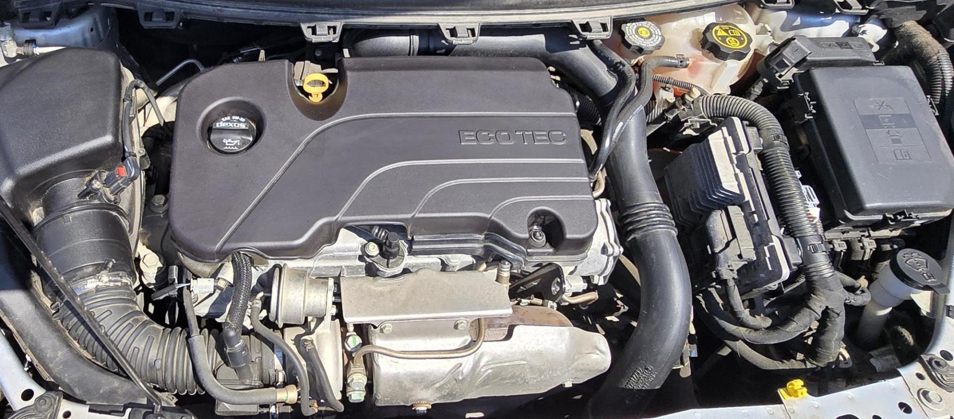 2018 Silver /Black Chevrolet Cruze Premier Hatchback (3G1BF6SM1JS) with an 1.4L L4 DOHC 16V TURBO engine, 6A transmission, located at 450 N Russell, Missoula, MT, 59801, (406) 543-6600, 46.874496, -114.017433 - Loaded Chevy Cruise Premier FWD Hatchback. Only 21K Miles. 1.4L I4 Engine gets Incredible Gas Mileage. Automatic Transmission. Heated Leather Seats. Heated Steering Wheel. AM FM SAT. Bluetooth Audio and Phone. Backup Camera. Power Windows and Locks. Remote Start. - Photo#17