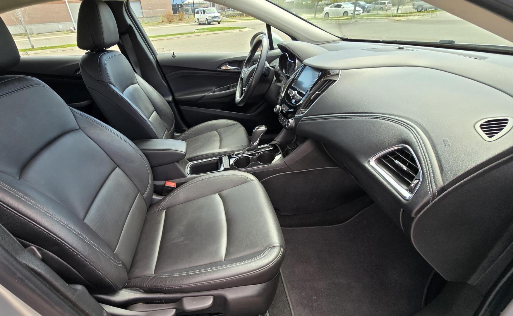 2018 Silver /Black Chevrolet Cruze Premier Hatchback (3G1BF6SM1JS) with an 1.4L L4 DOHC 16V TURBO engine, 6A transmission, located at 450 N Russell, Missoula, MT, 59801, (406) 543-6600, 46.874496, -114.017433 - Loaded Chevy Cruise Premier FWD Hatchback. Only 21K Miles. 1.4L I4 Engine gets Incredible Gas Mileage. Automatic Transmission. Heated Leather Seats. Heated Steering Wheel. AM FM SAT. Bluetooth Audio and Phone. Backup Camera. Power Windows and Locks. Remote Start. - Photo#9