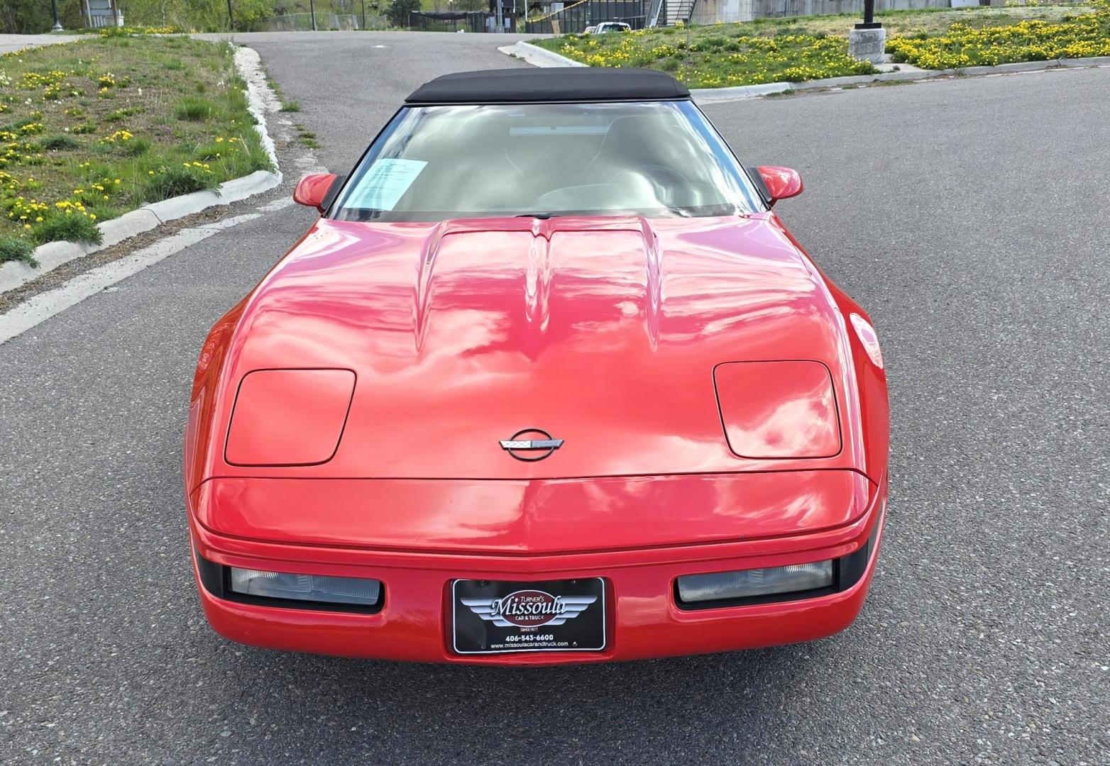 1994 Red /Black Chevrolet Corvette Convertible (1G1YY32P2R5) with an 5.7L V8 OHV 12V engine, Automatic transmission, located at 450 N Russell, Missoula, MT, 59801, (406) 543-6600, 46.874496, -114.017433 - Here is your chance to buy an American Sports Car at an affordable price. Corvette Convertible. 5.7L V8 Engine. Automatic Transmission. Air. Cruise. Tilt. Power Windows and Locks. Runs and drives great. Because of the age, financing is not available though our finance companies. - Photo#5